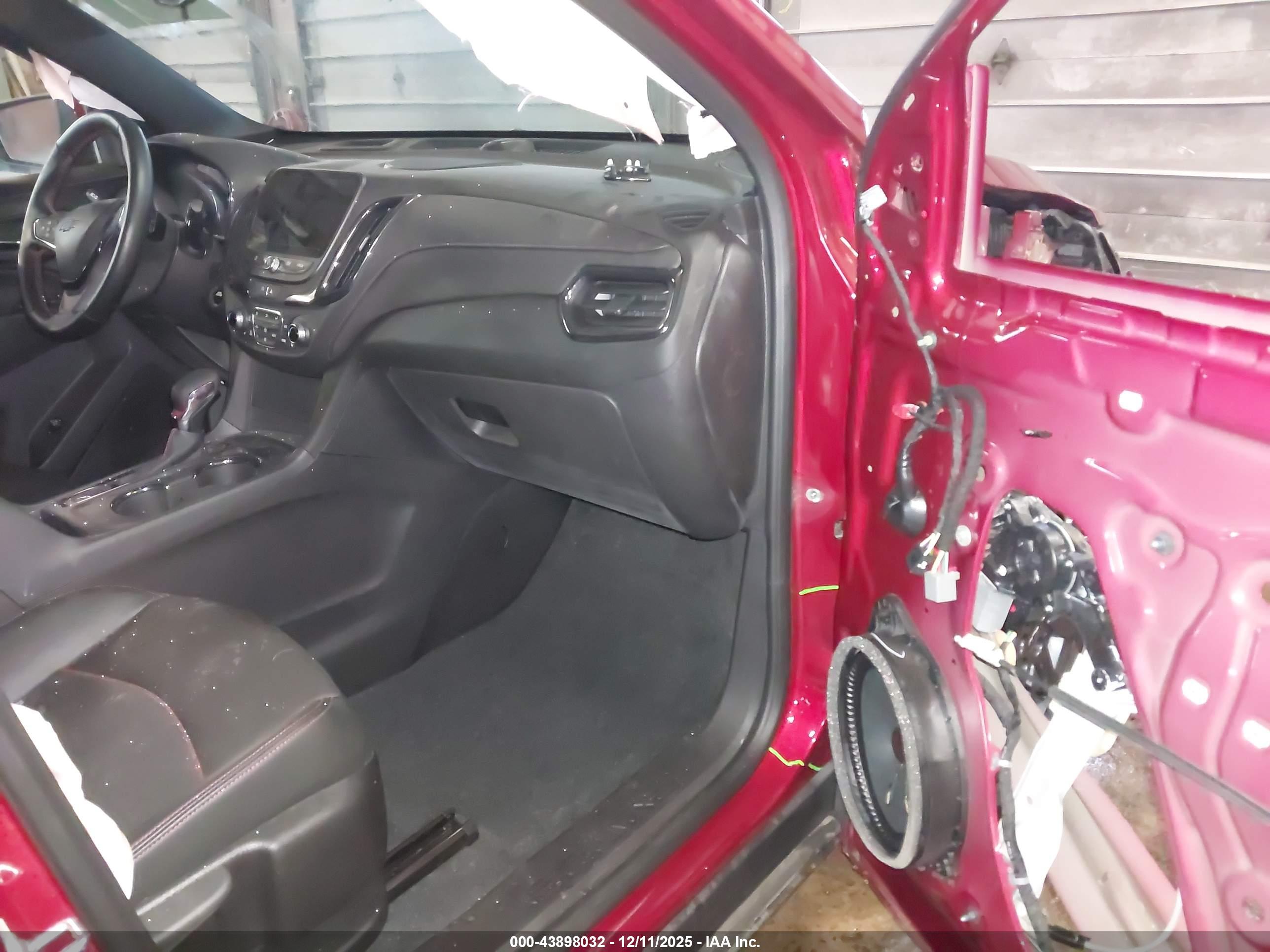 CHEVROLET EQUINOX image 5