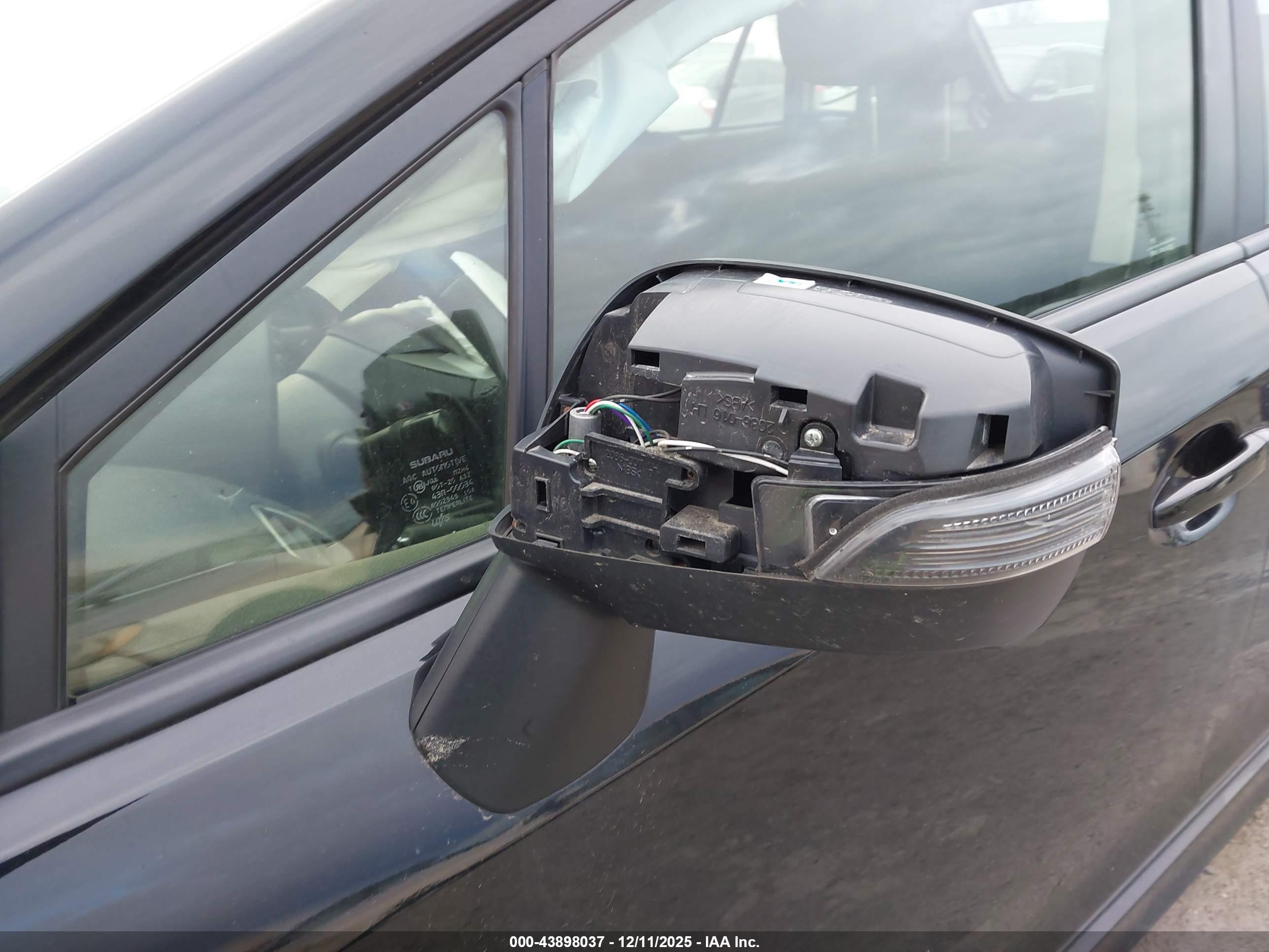 SUBARU IMPREZA image 6