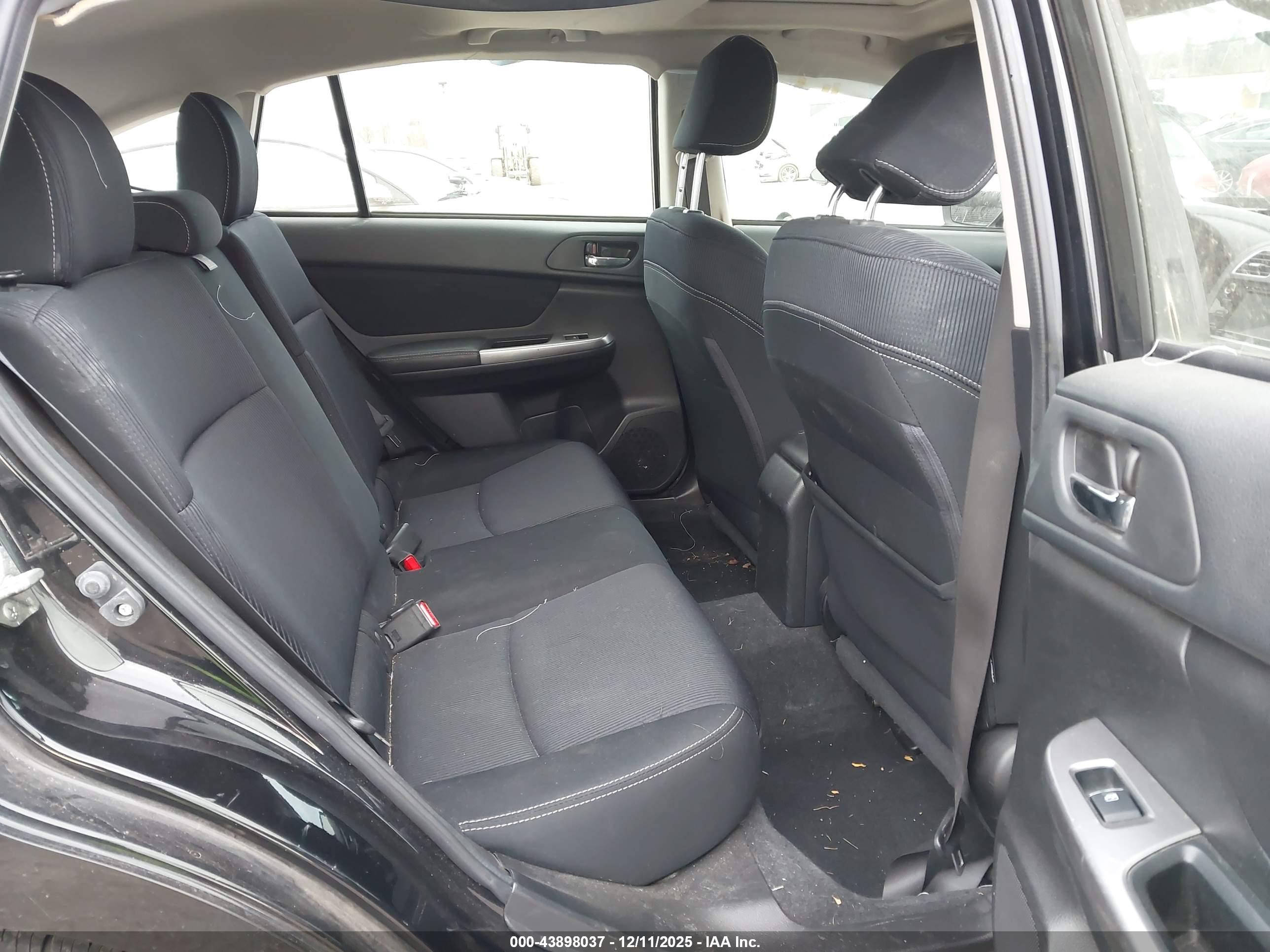 SUBARU IMPREZA image 8