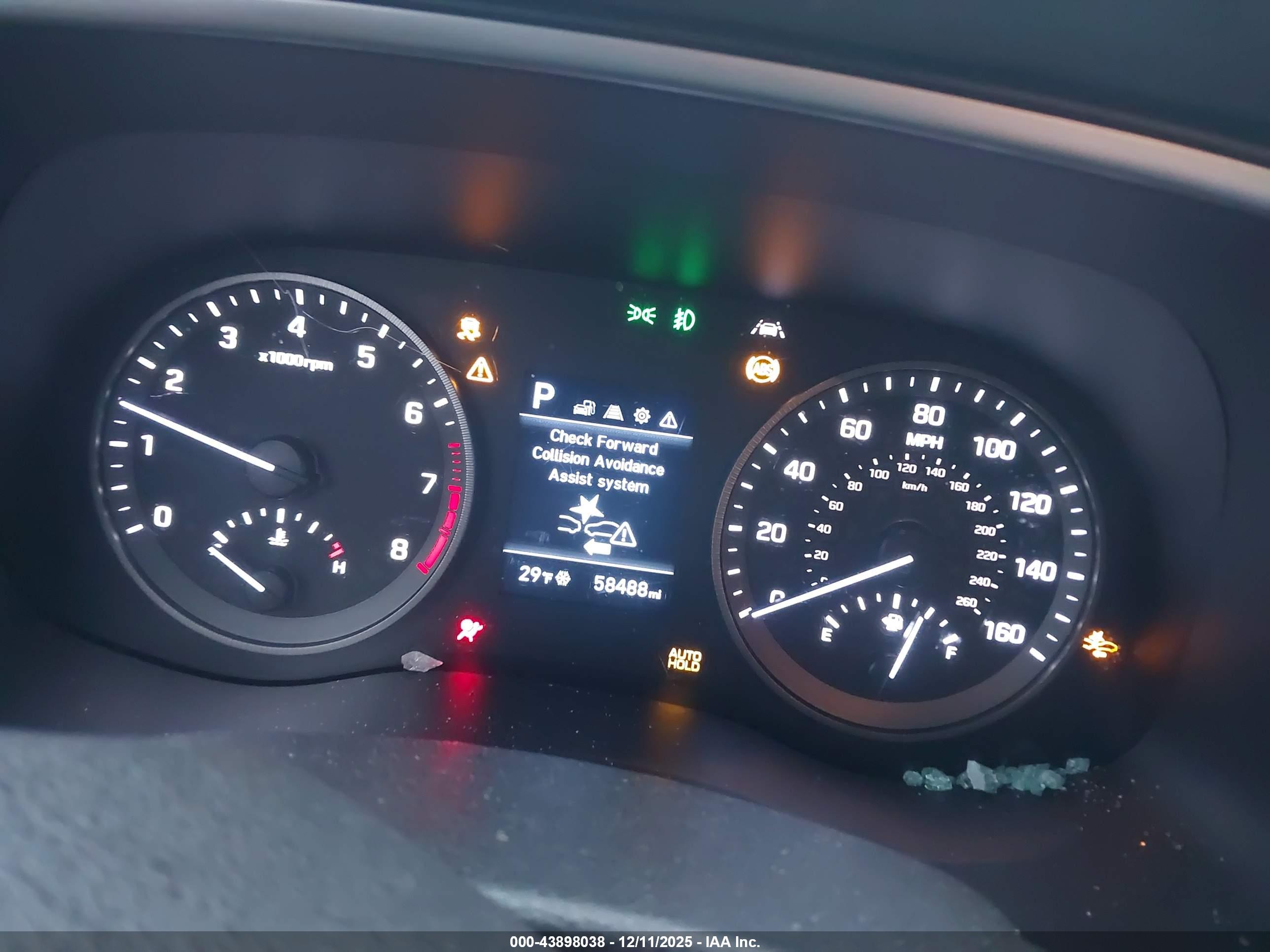 HYUNDAI TUCSON image 7