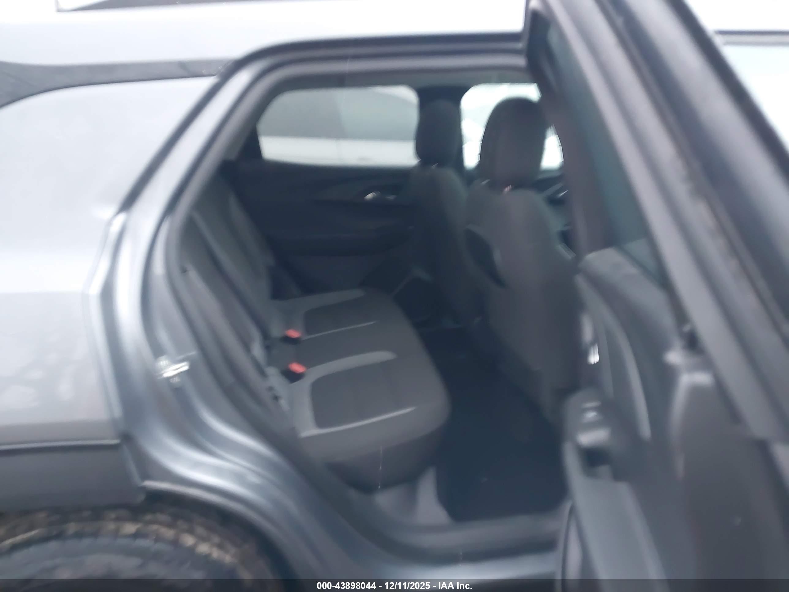 CHEVROLET TRAILBLAZER image 8