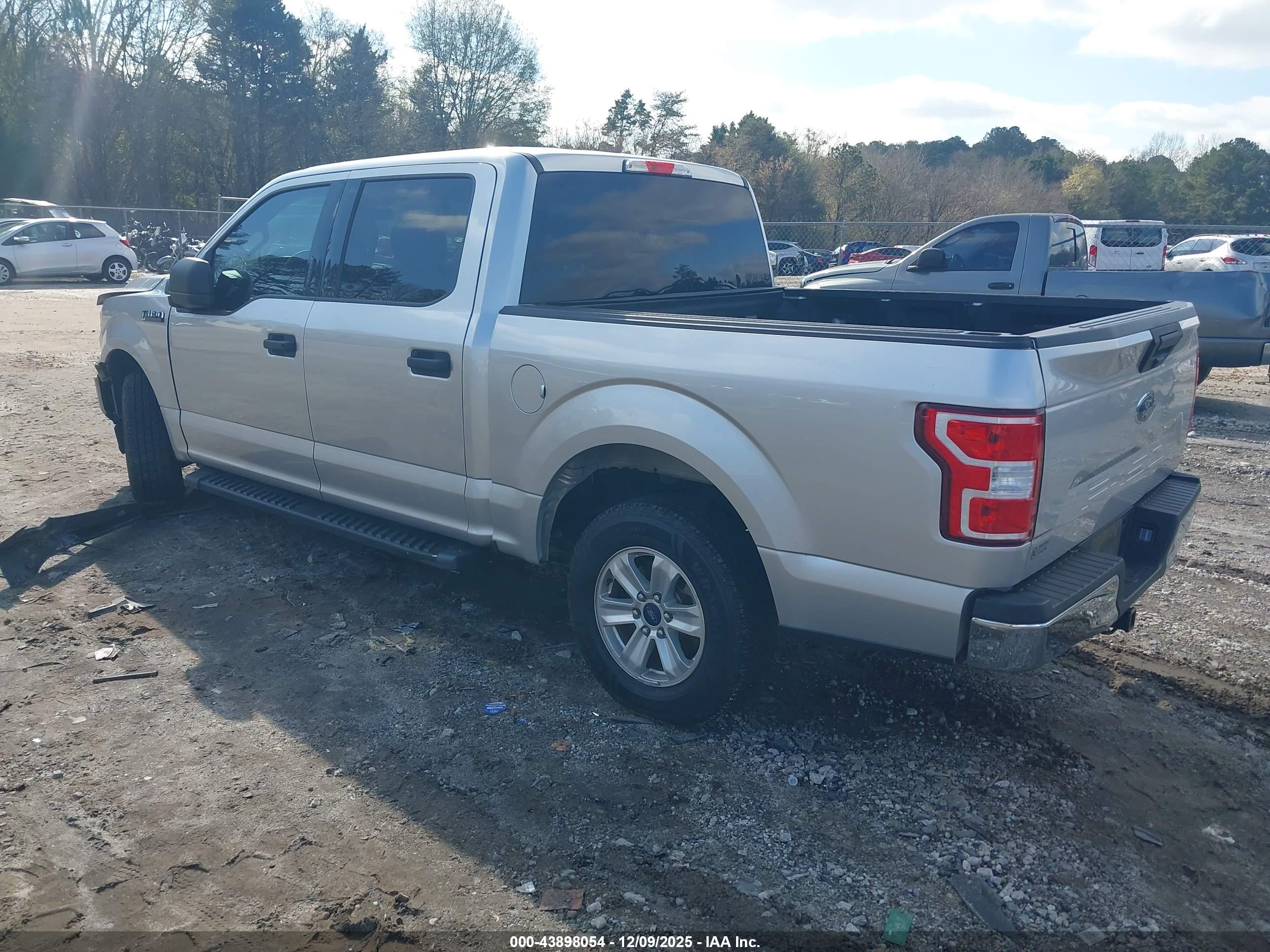 FORD F-150 image 3