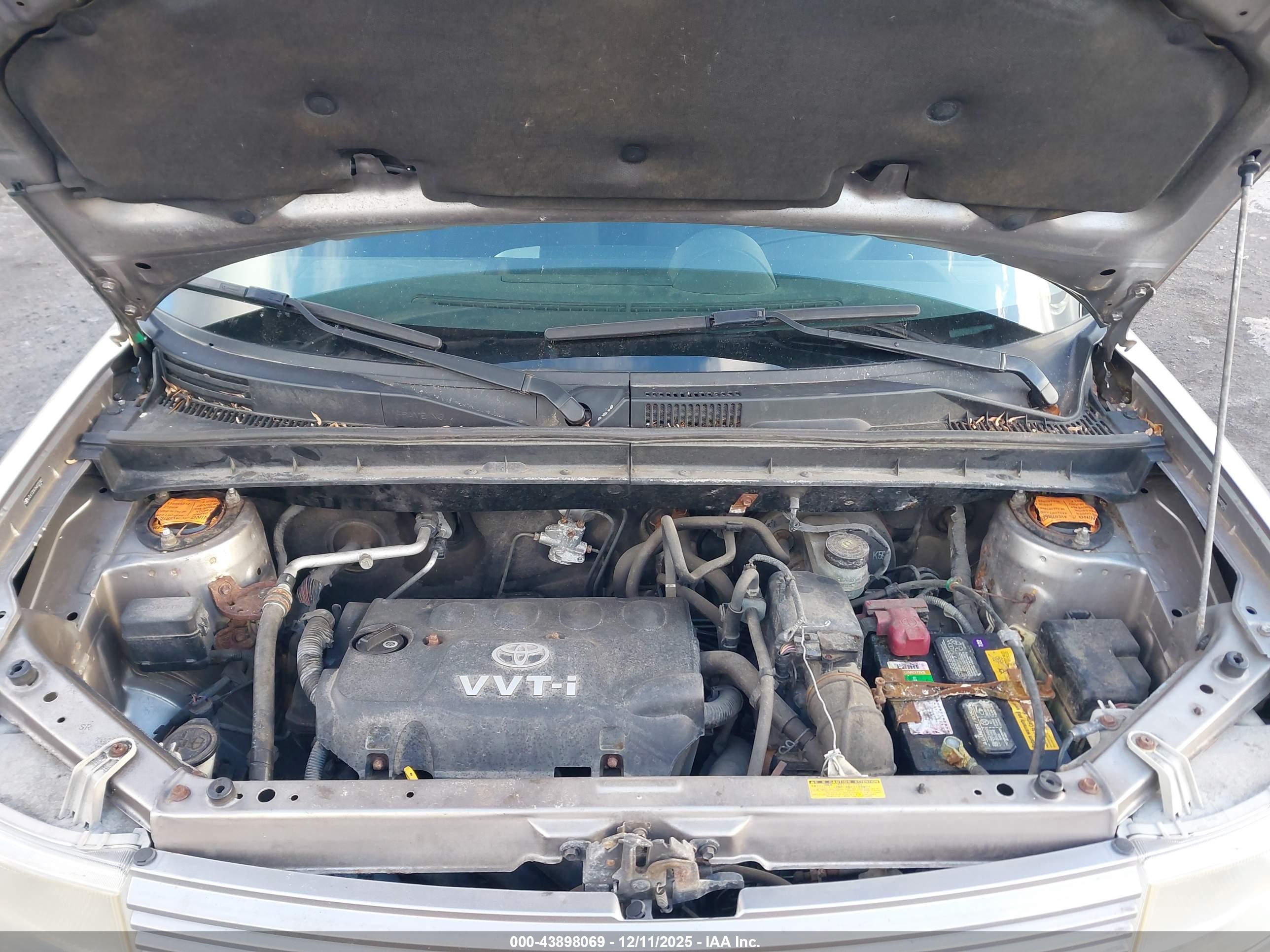 SCION XB image 10