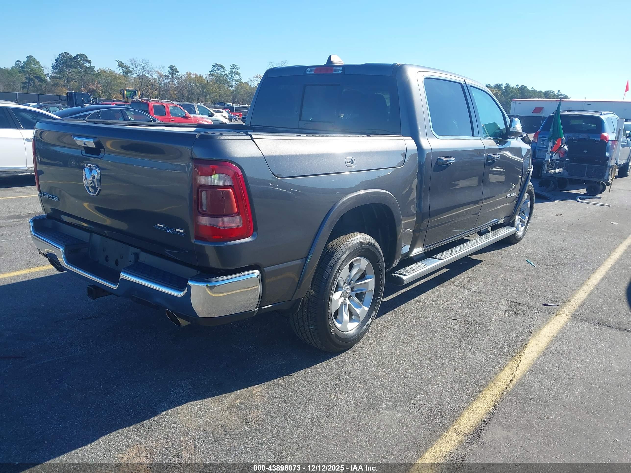 RAM 1500 image 4