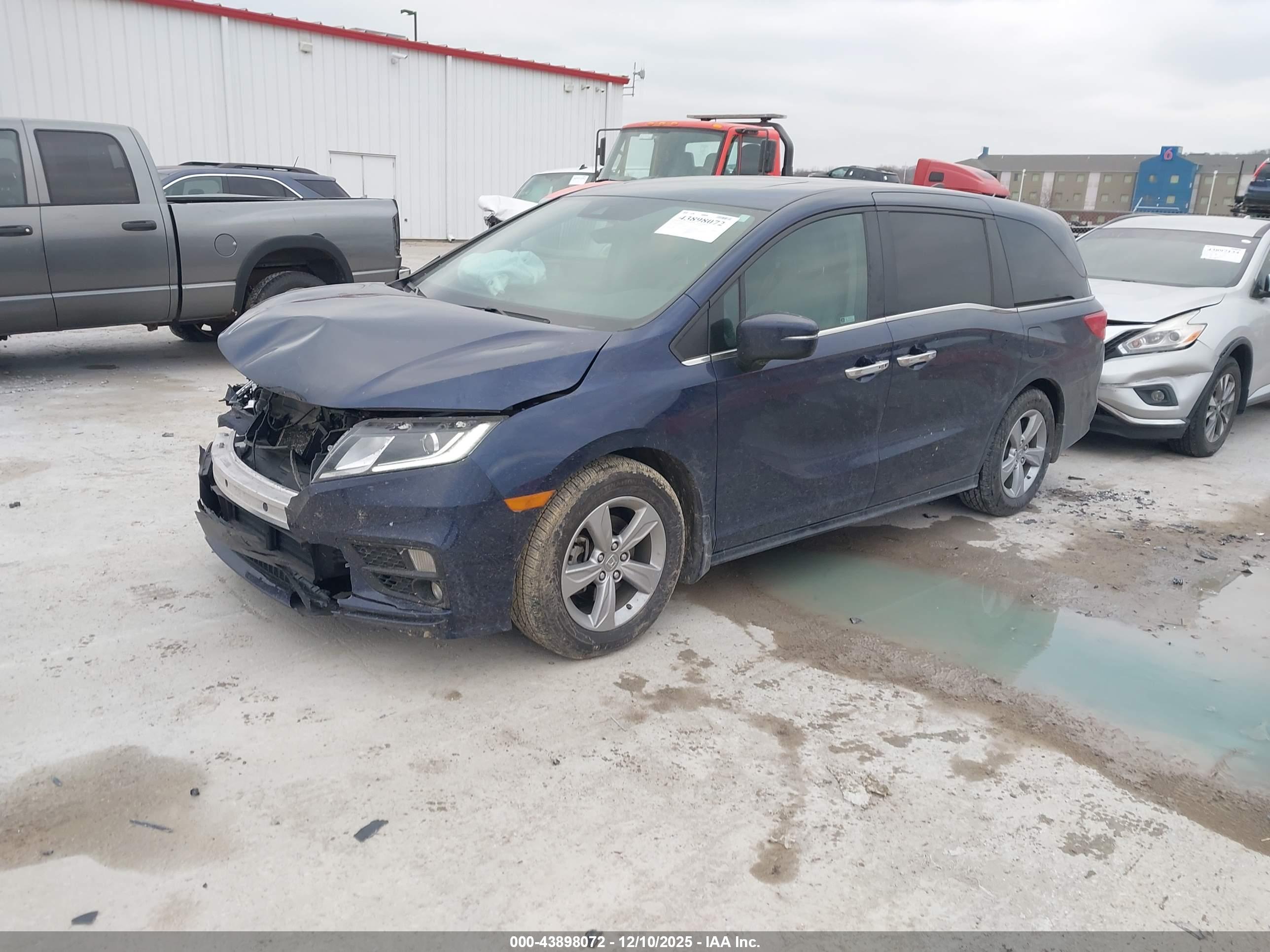 HONDA ODYSSEY image 2