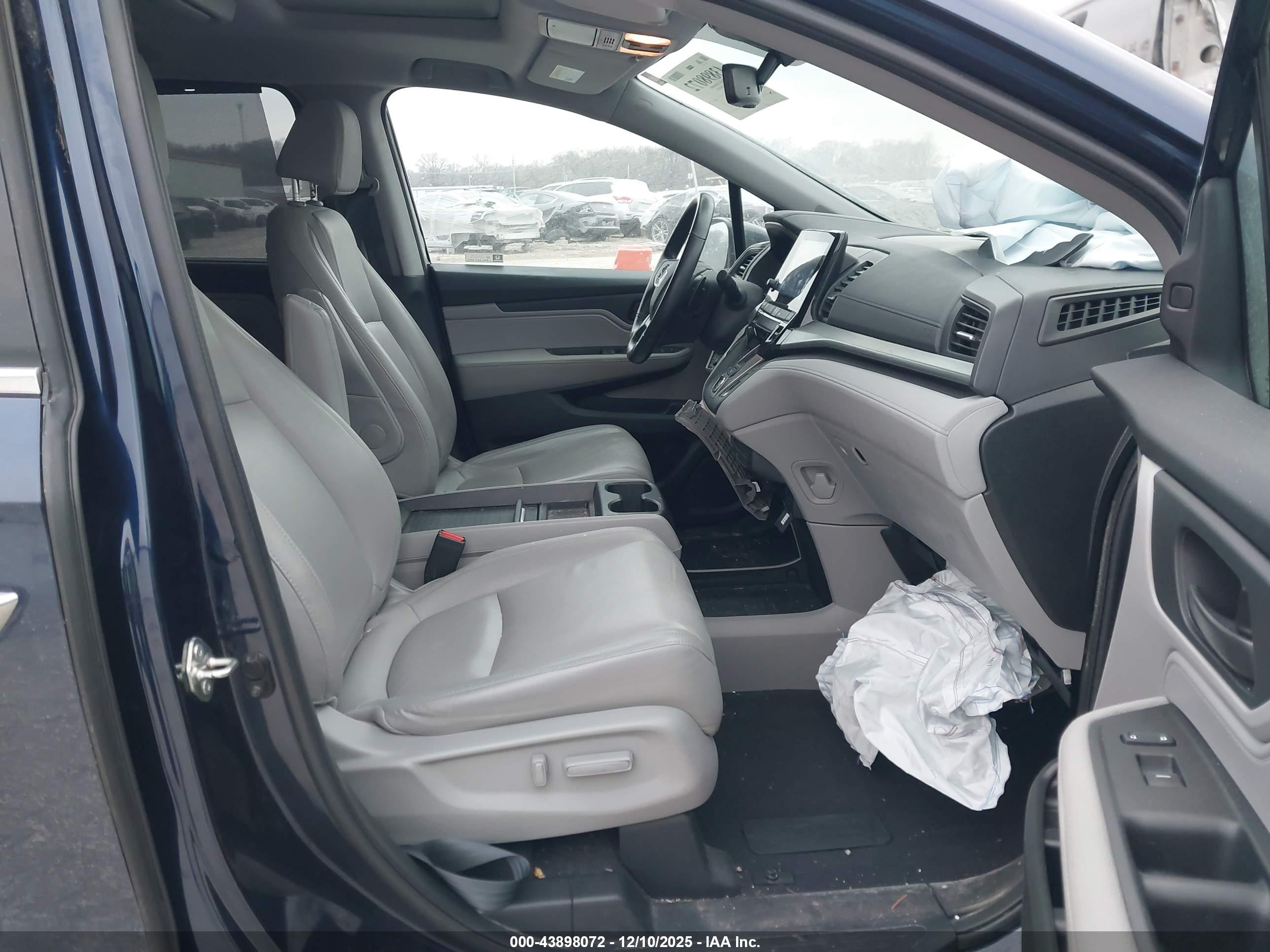 HONDA ODYSSEY image 5