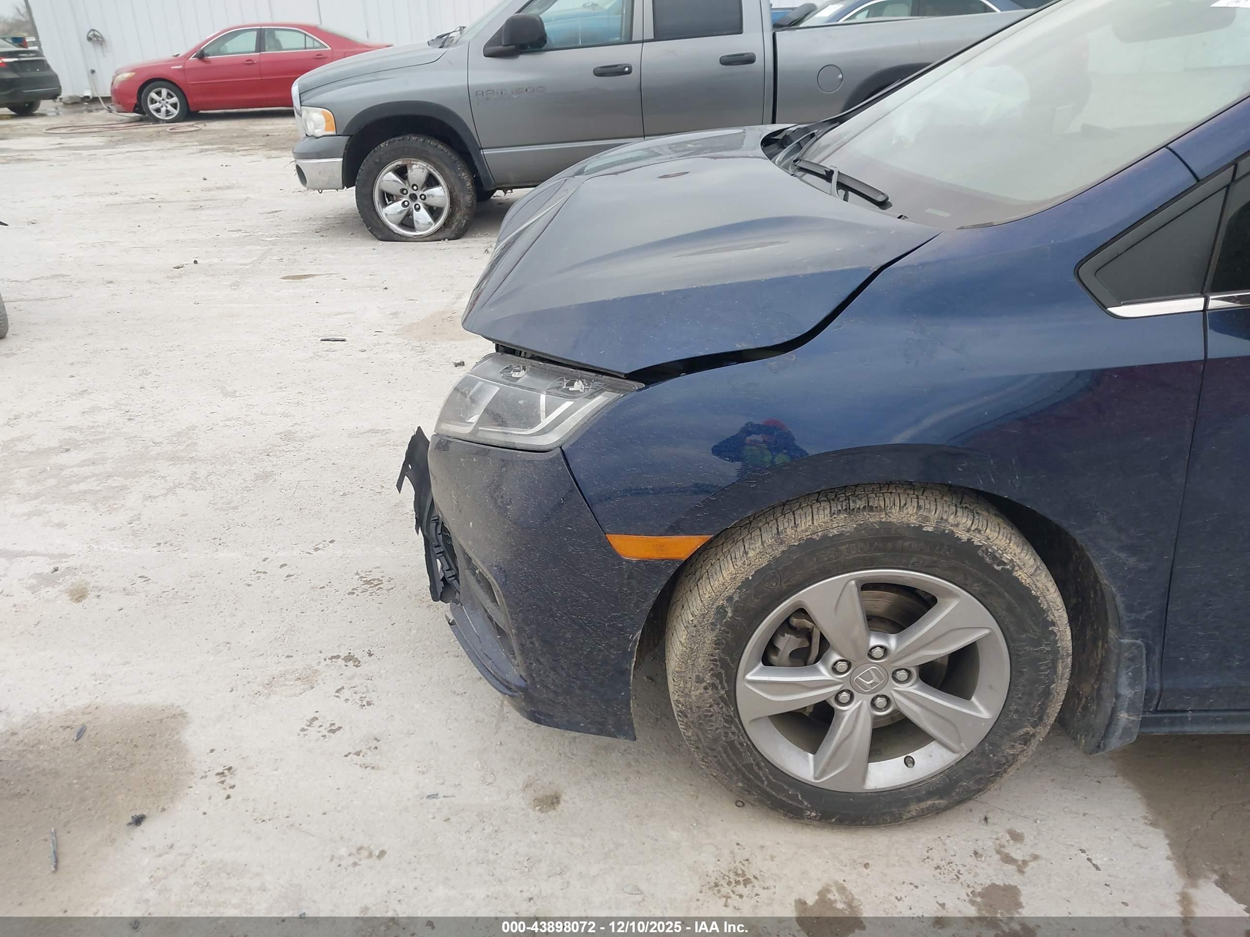 HONDA ODYSSEY image 6
