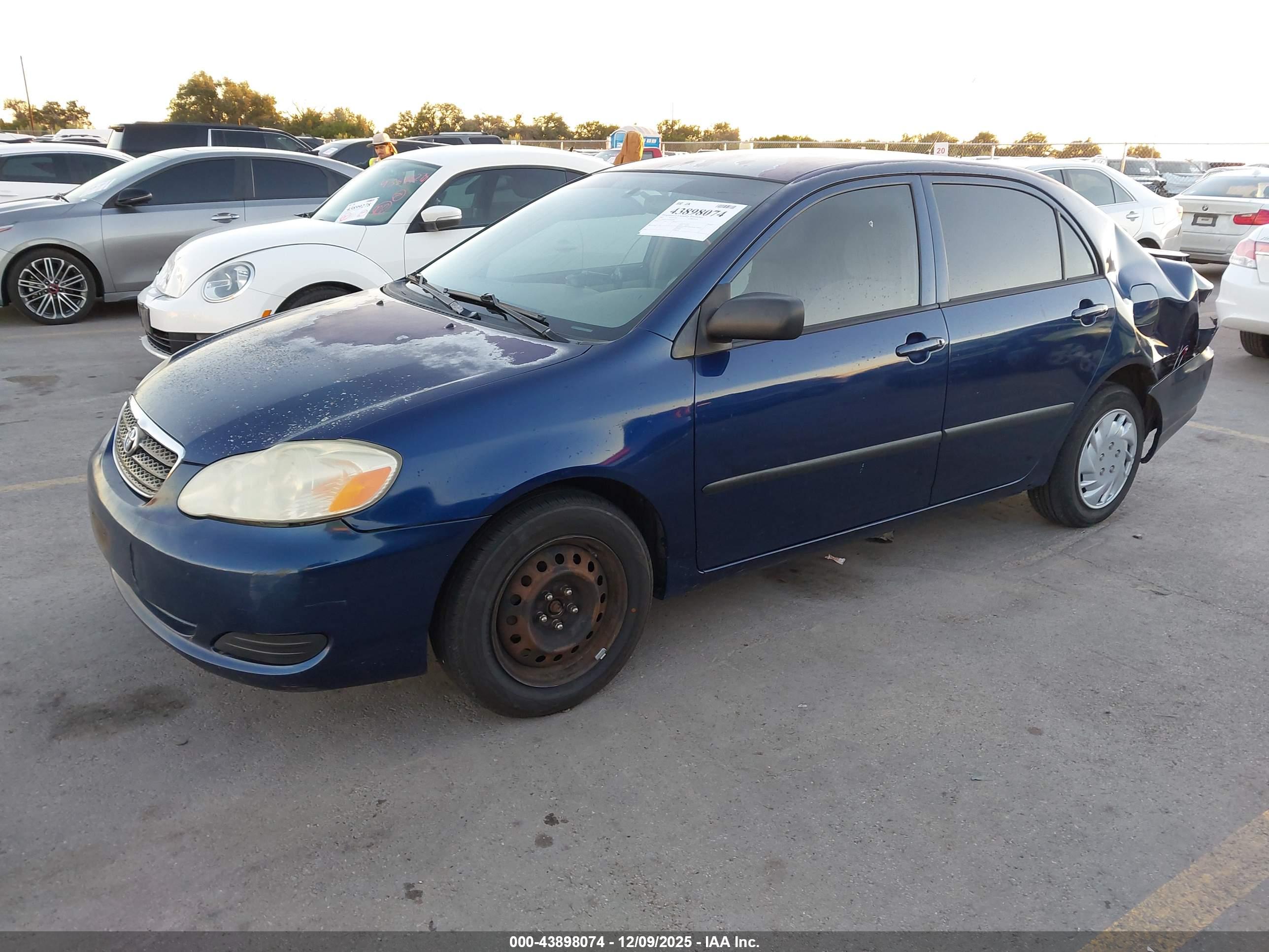TOYOTA COROLLA image 2