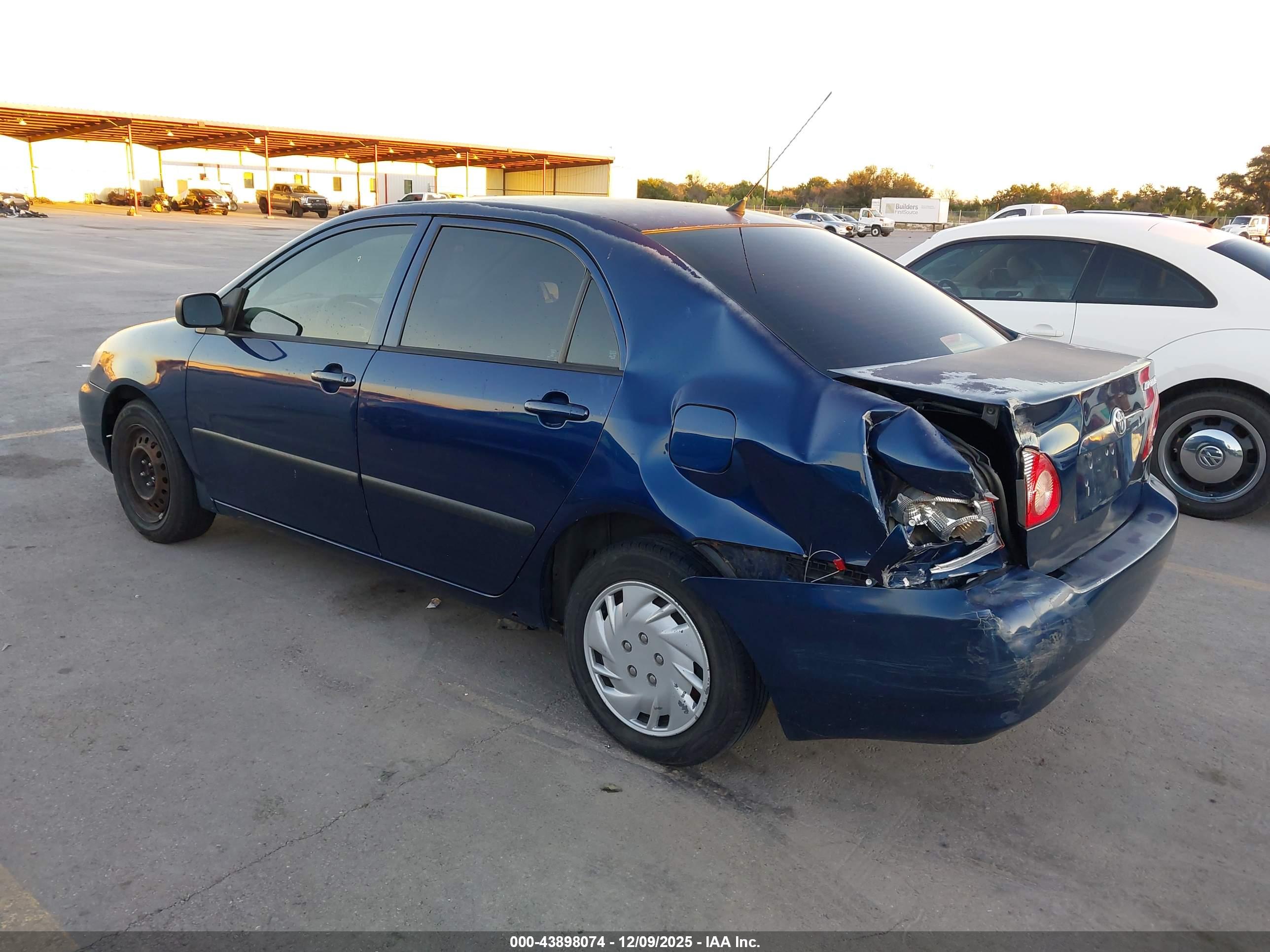 TOYOTA COROLLA image 3