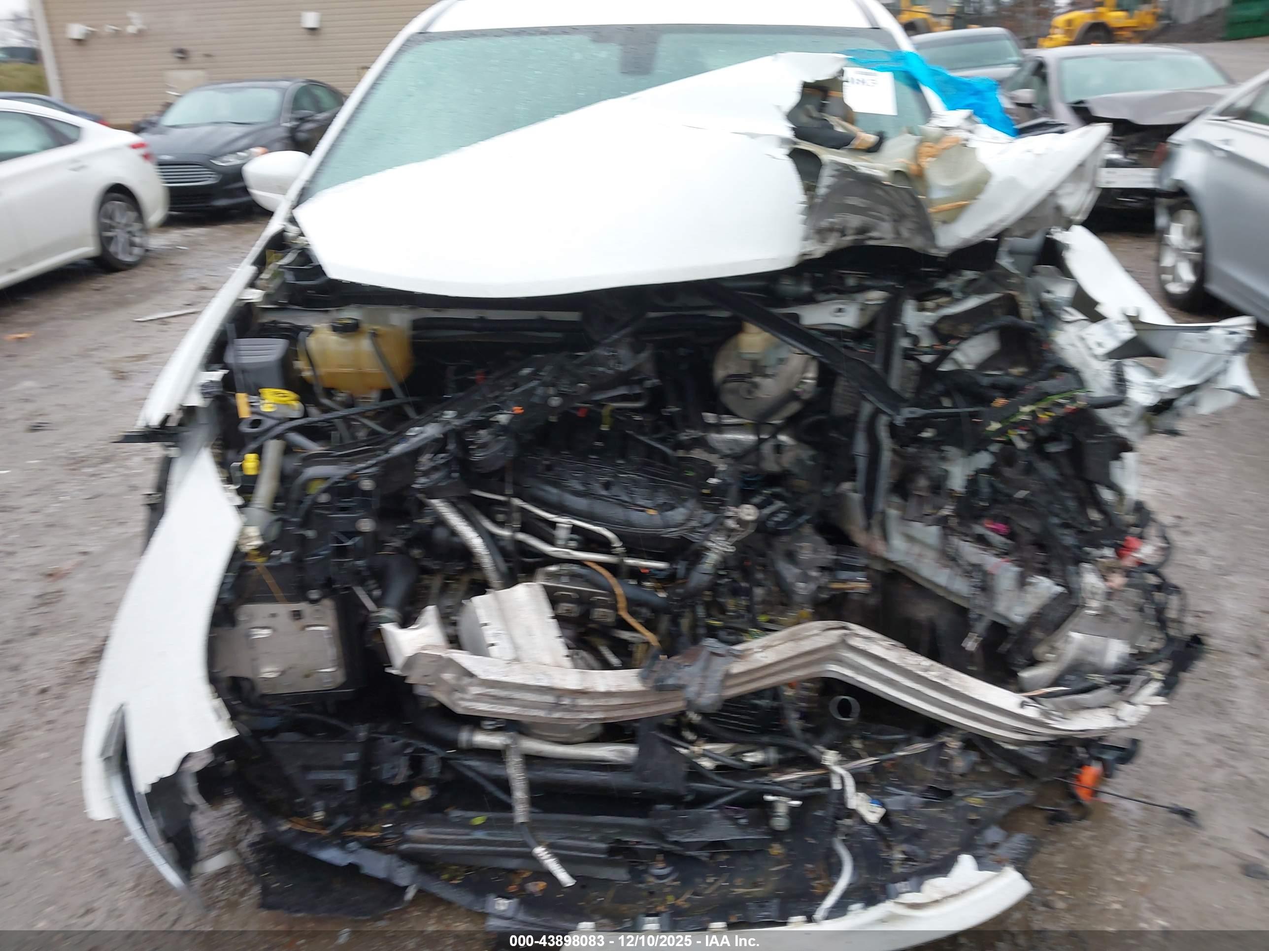 CHRYSLER PACIFICA image 10