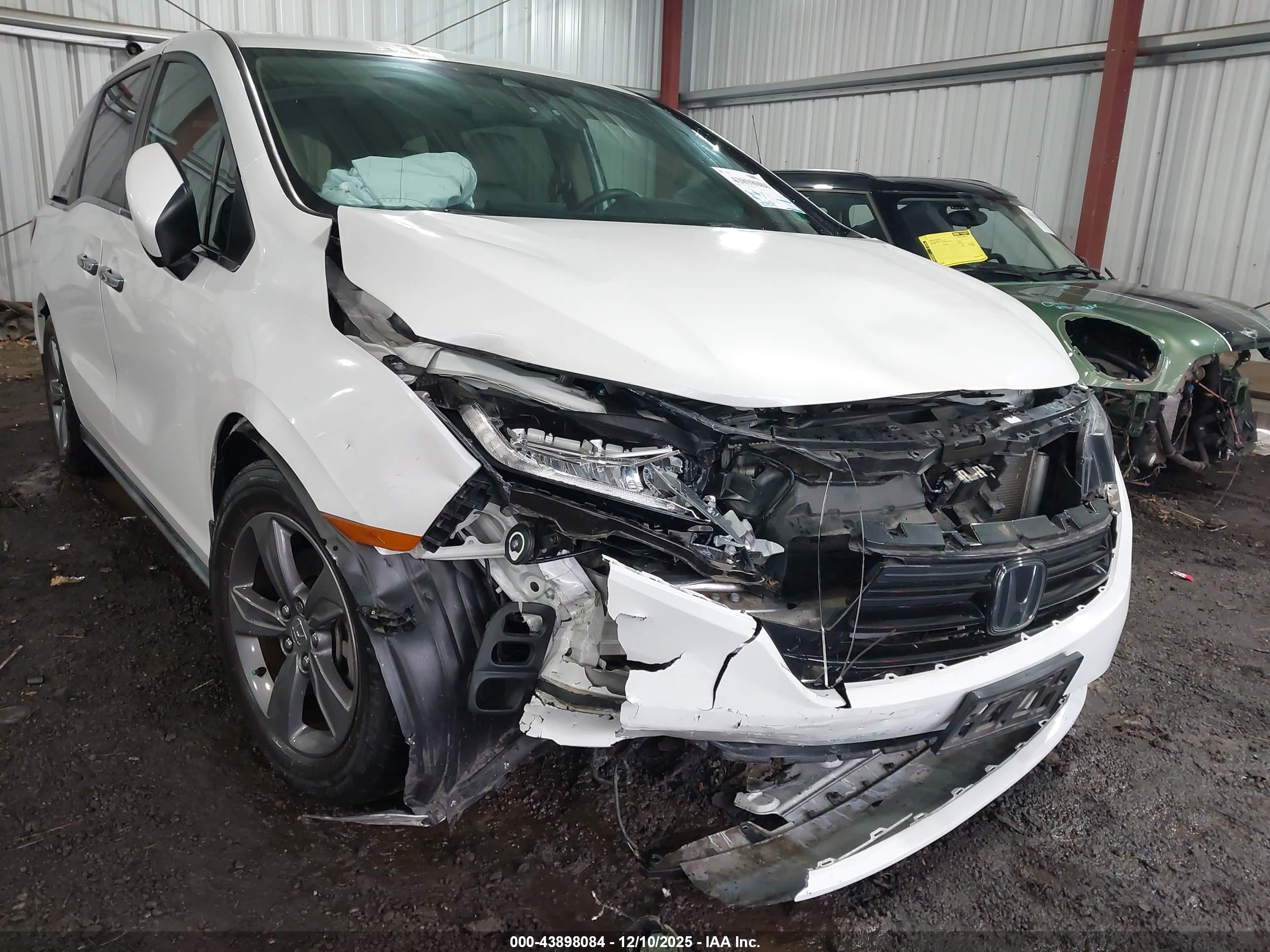 HONDA ODYSSEY image 6