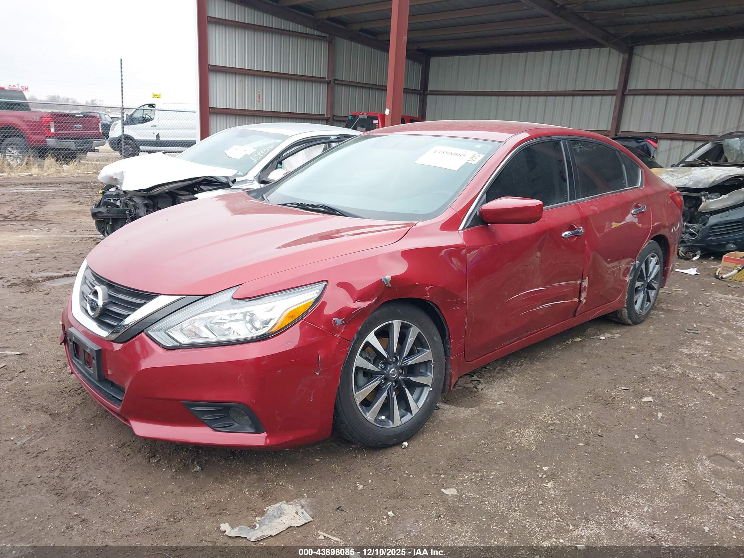 NISSAN ALTIMA image 2