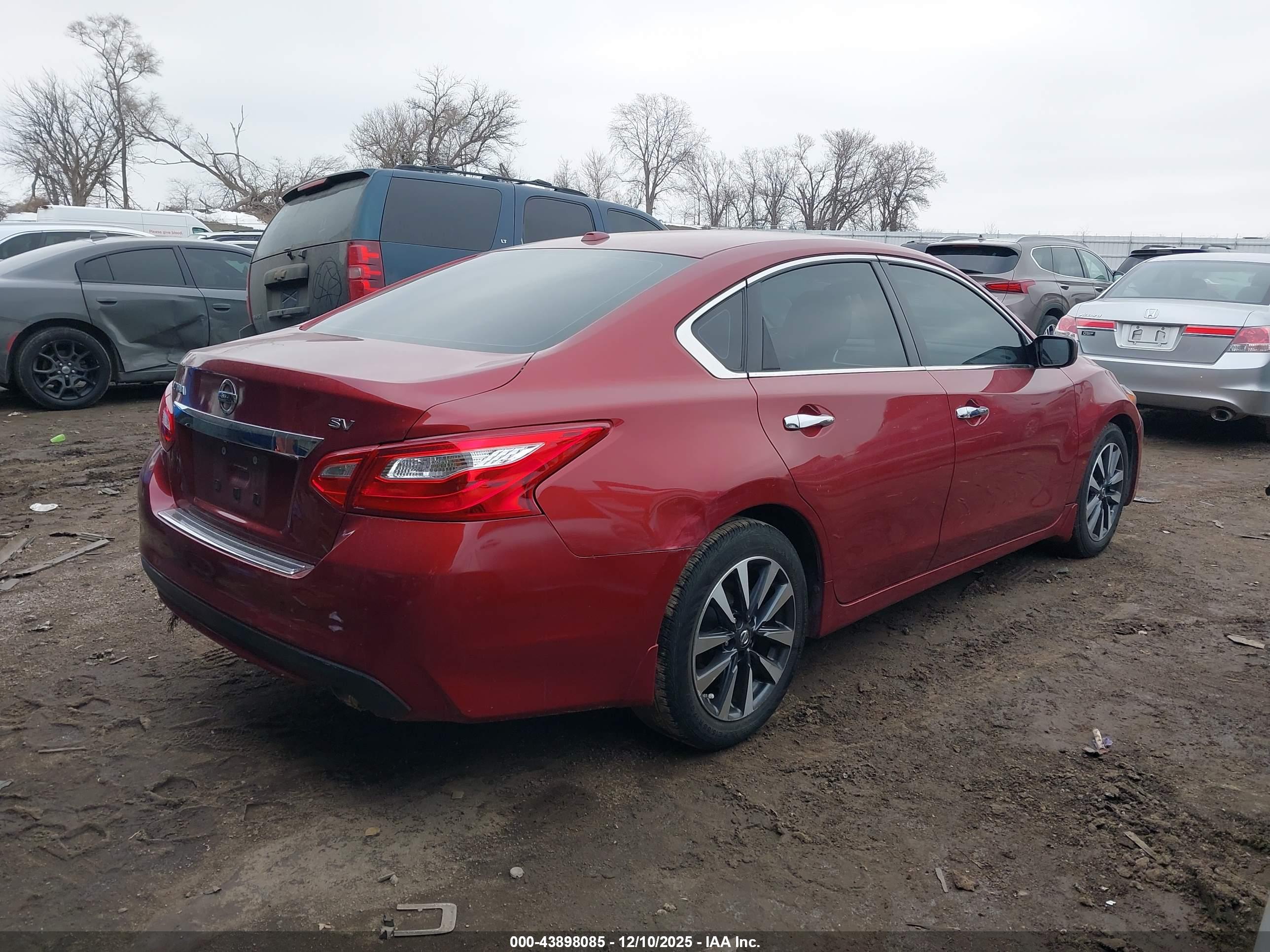 NISSAN ALTIMA image 4