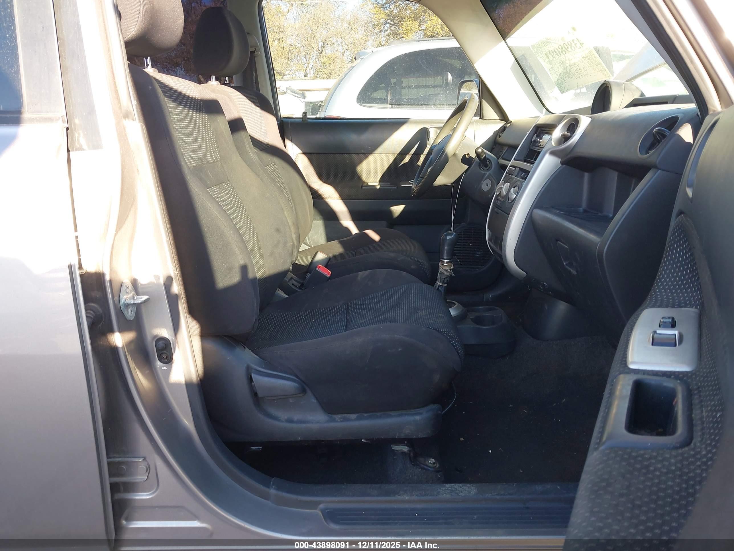 SCION XB image 5