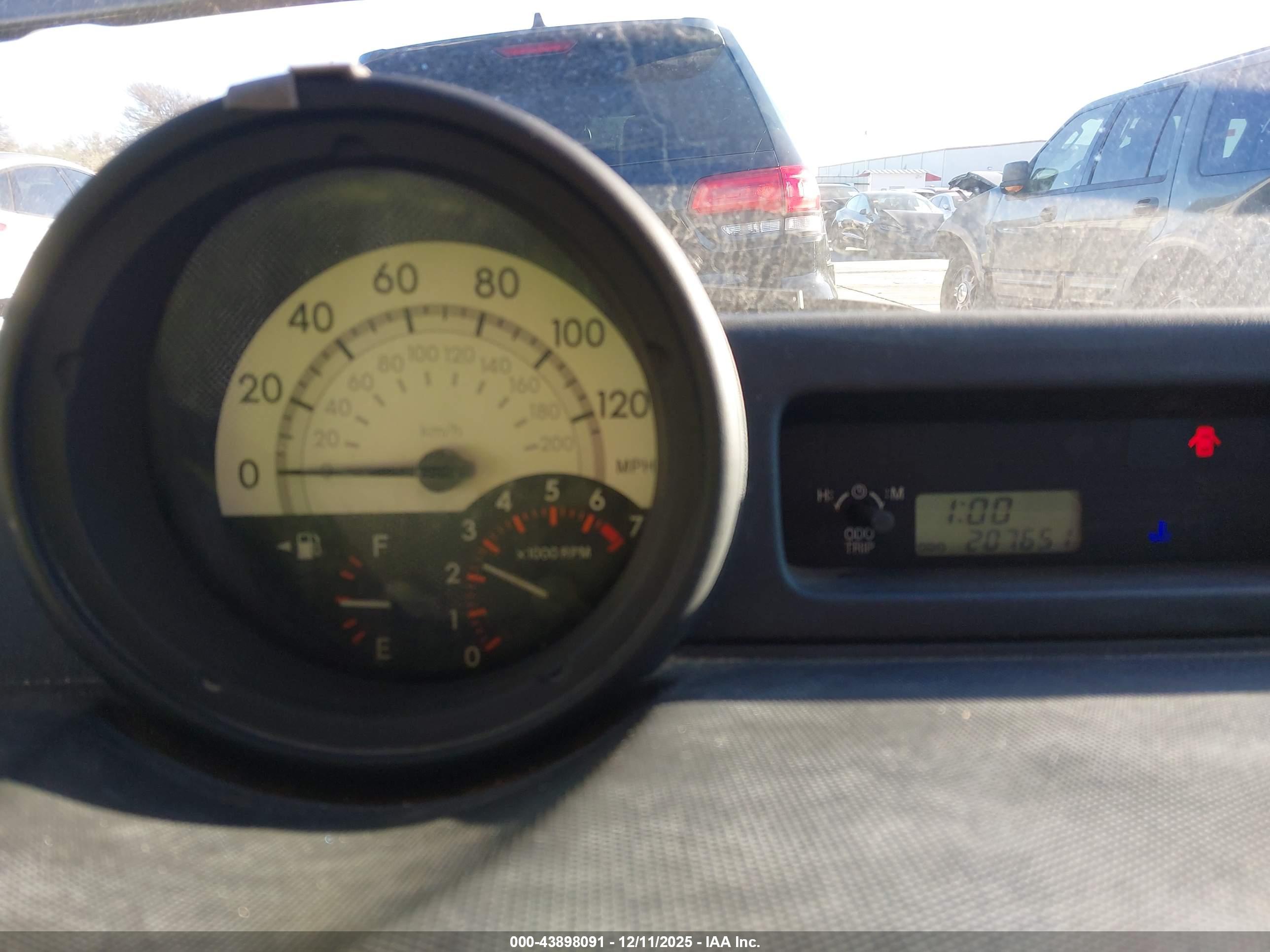 SCION XB image 7