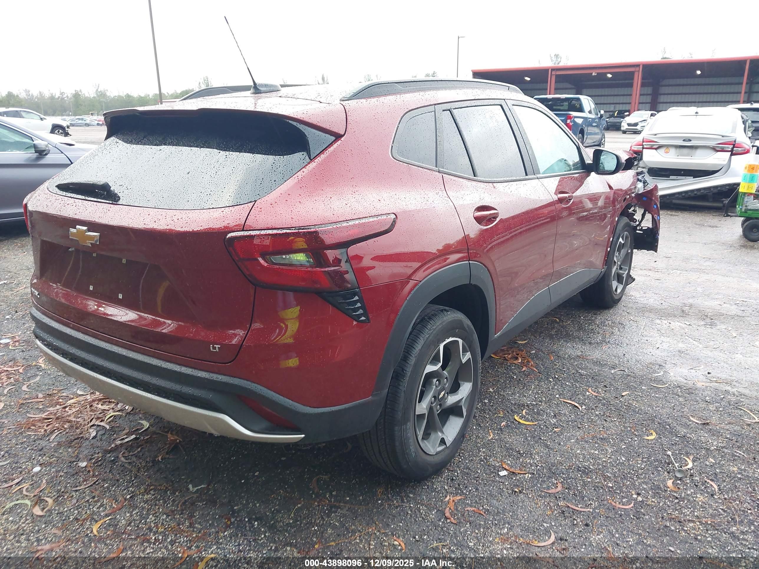 CHEVROLET TRAX image 4