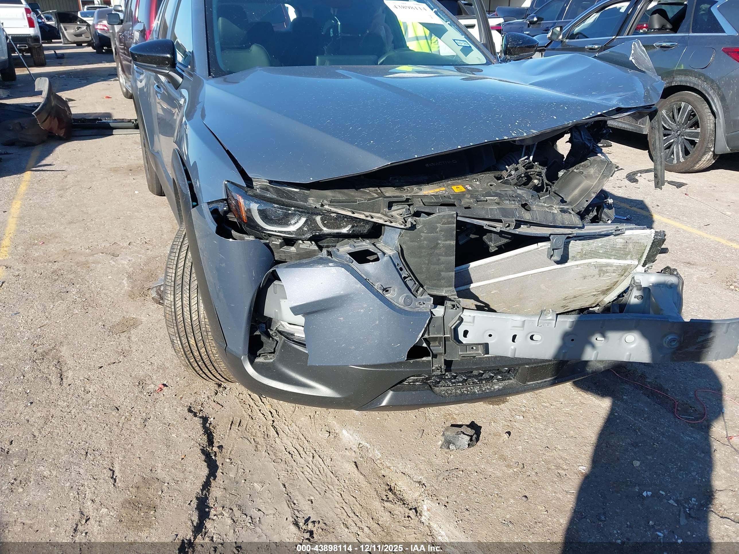 MAZDA CX-50 image 6