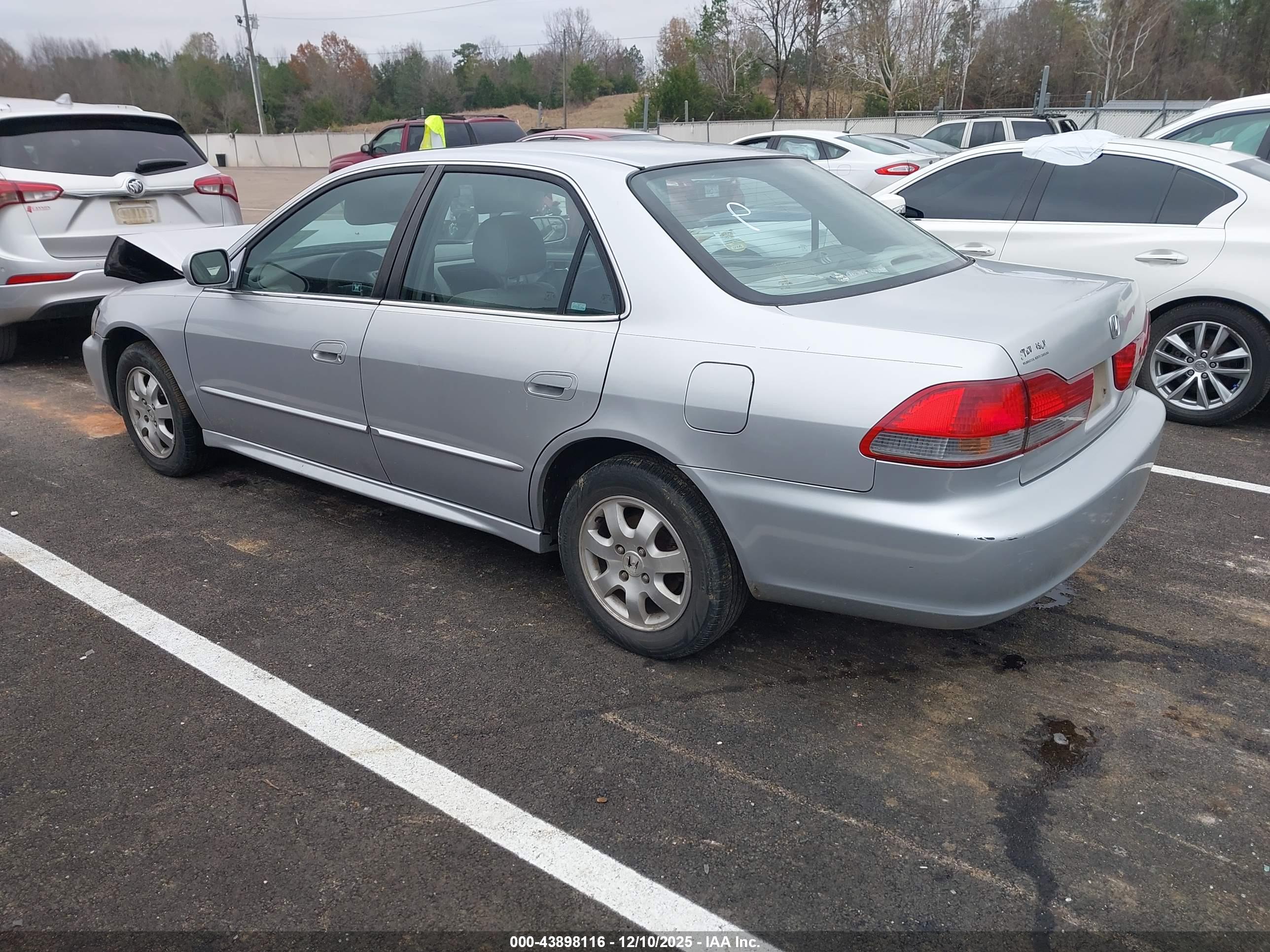 HONDA ACCORD image 3