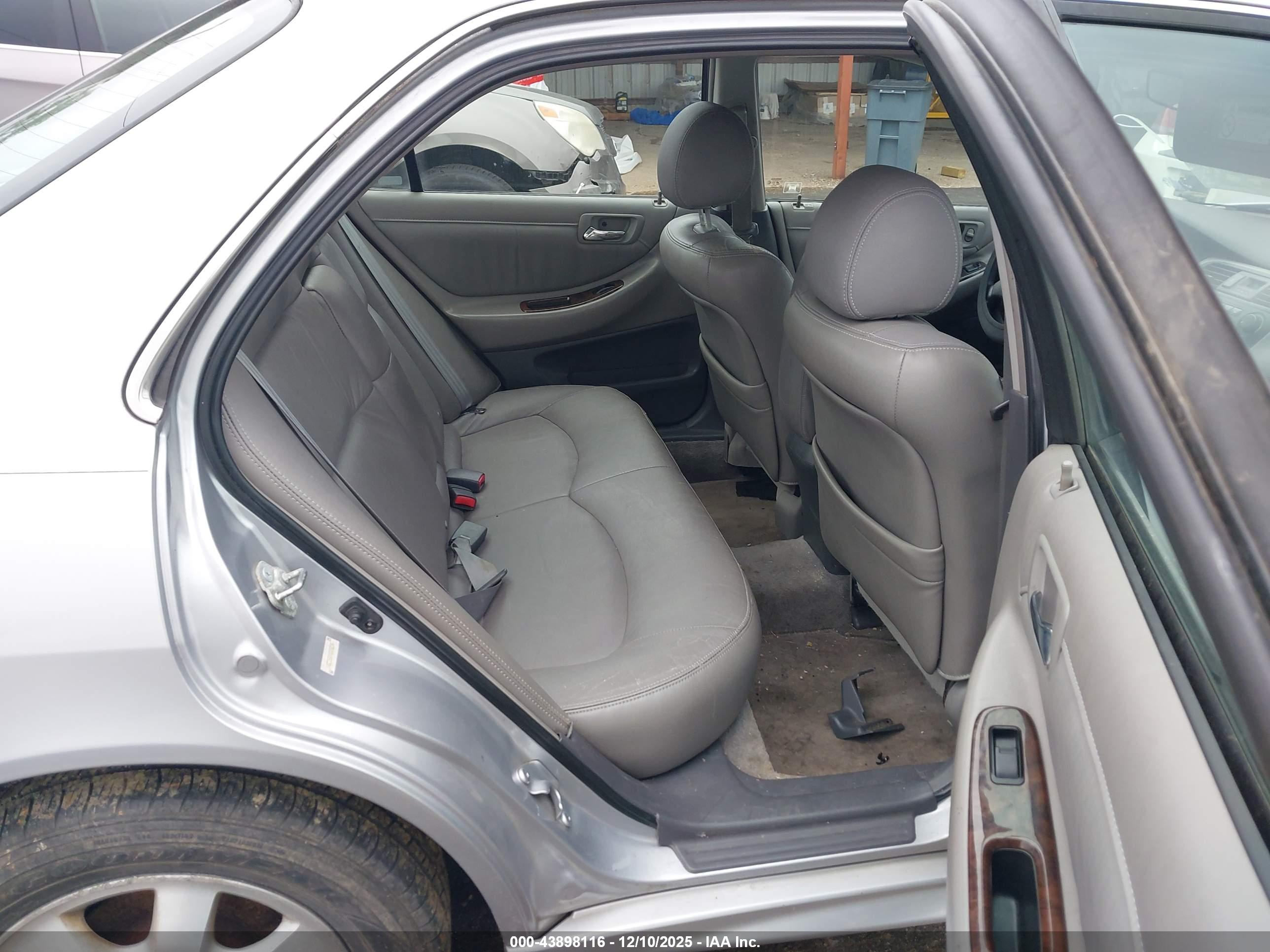 HONDA ACCORD image 8