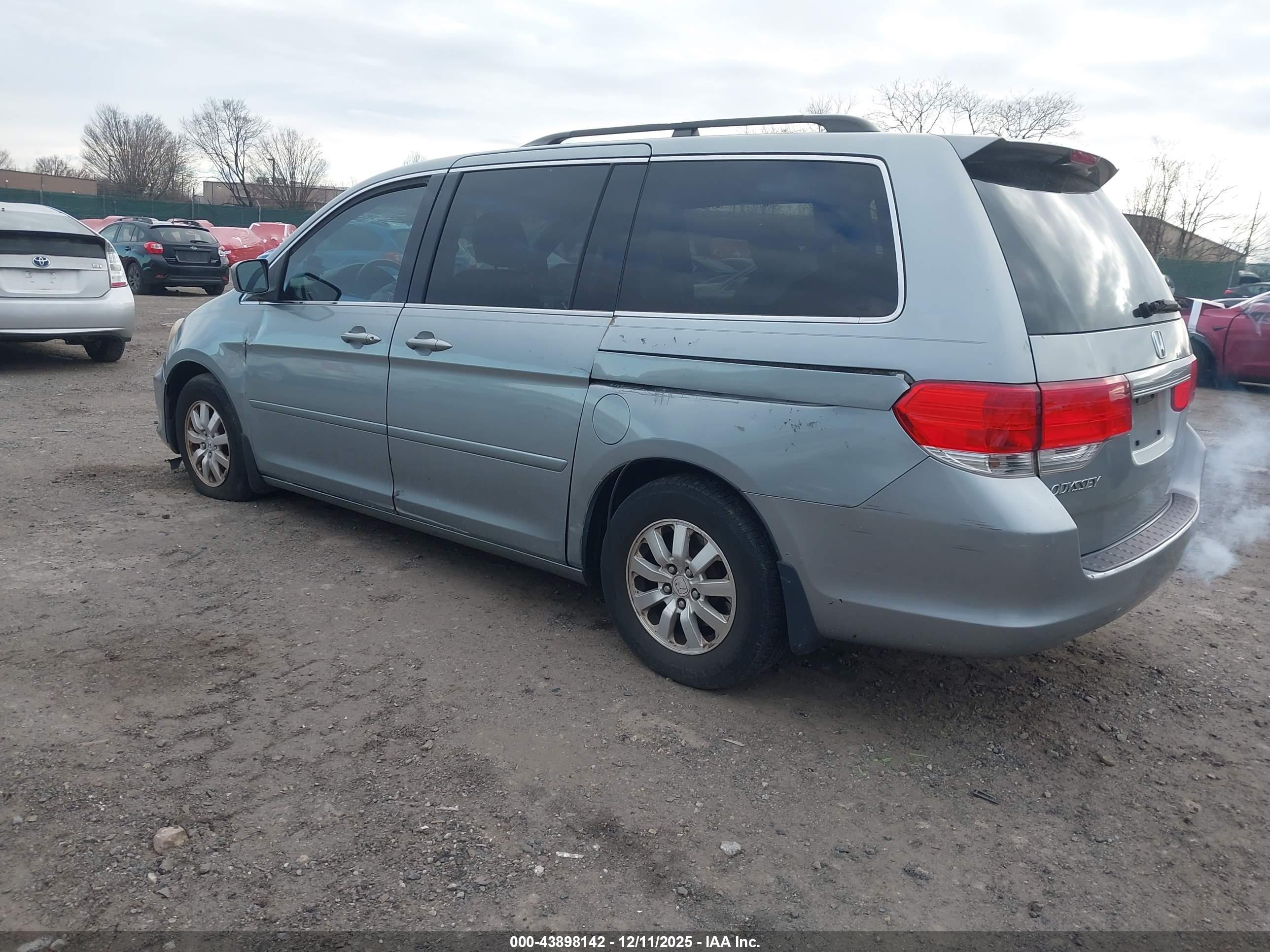 HONDA ODYSSEY image 3