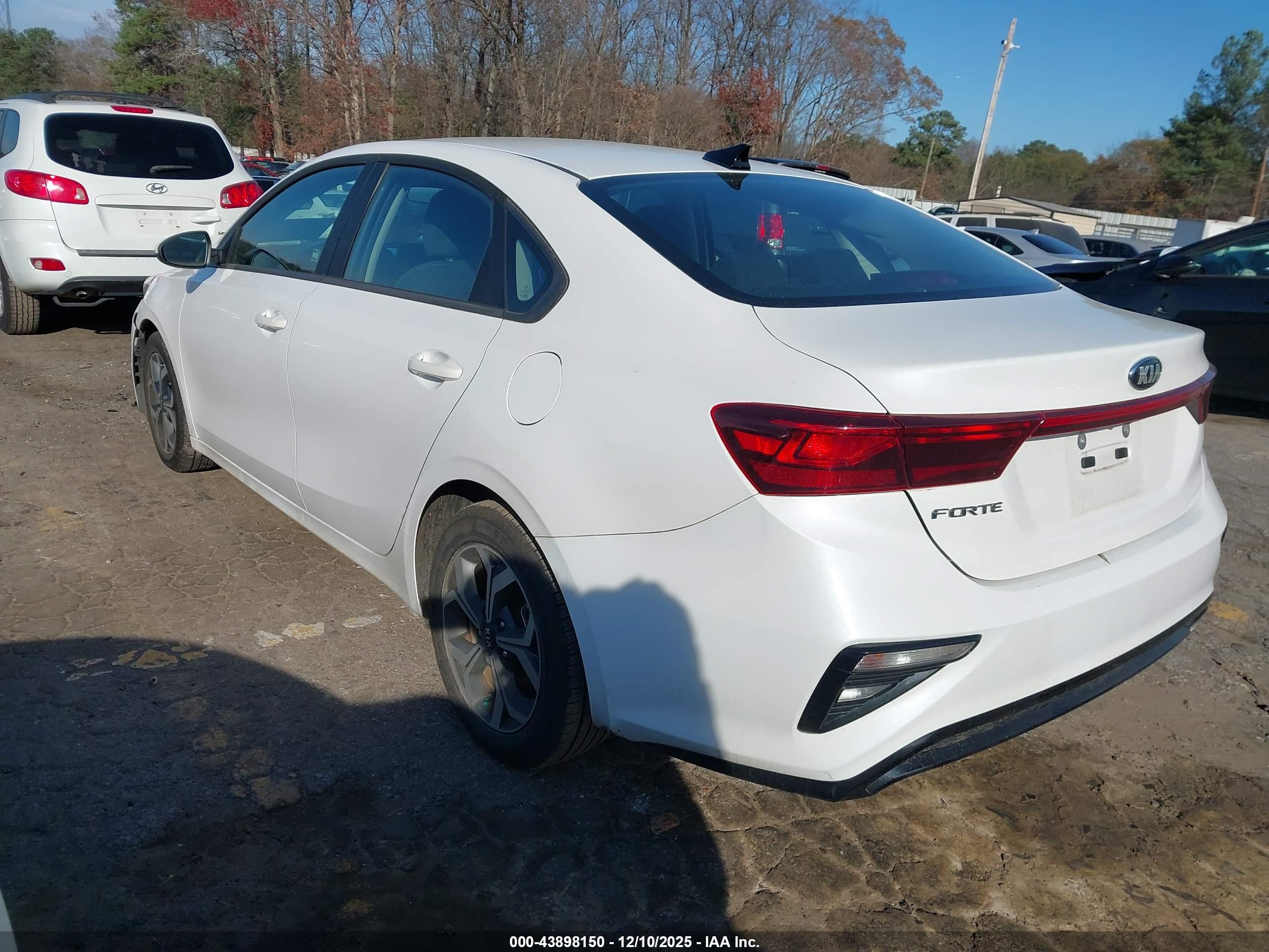 KIA FORTE image 3