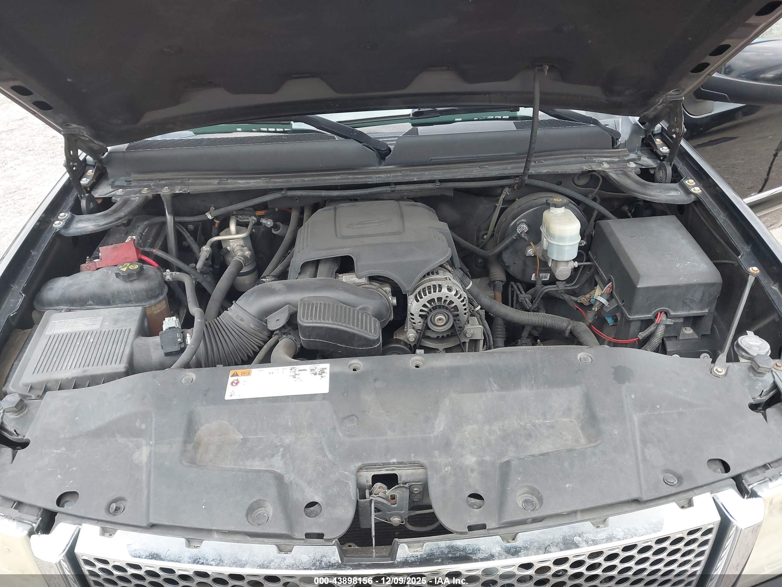 GMC SIERRA image 10
