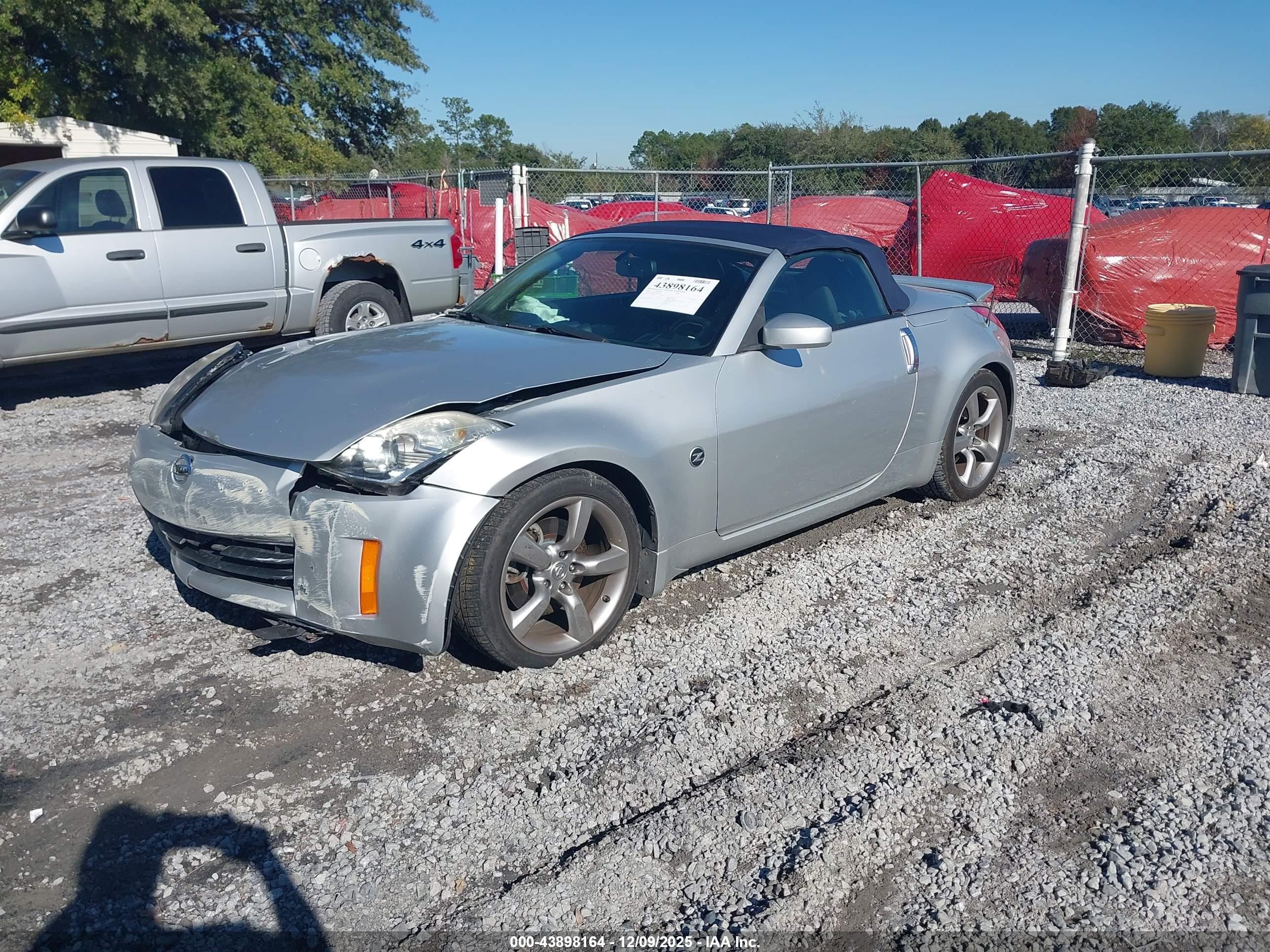 NISSAN 350Z image 2