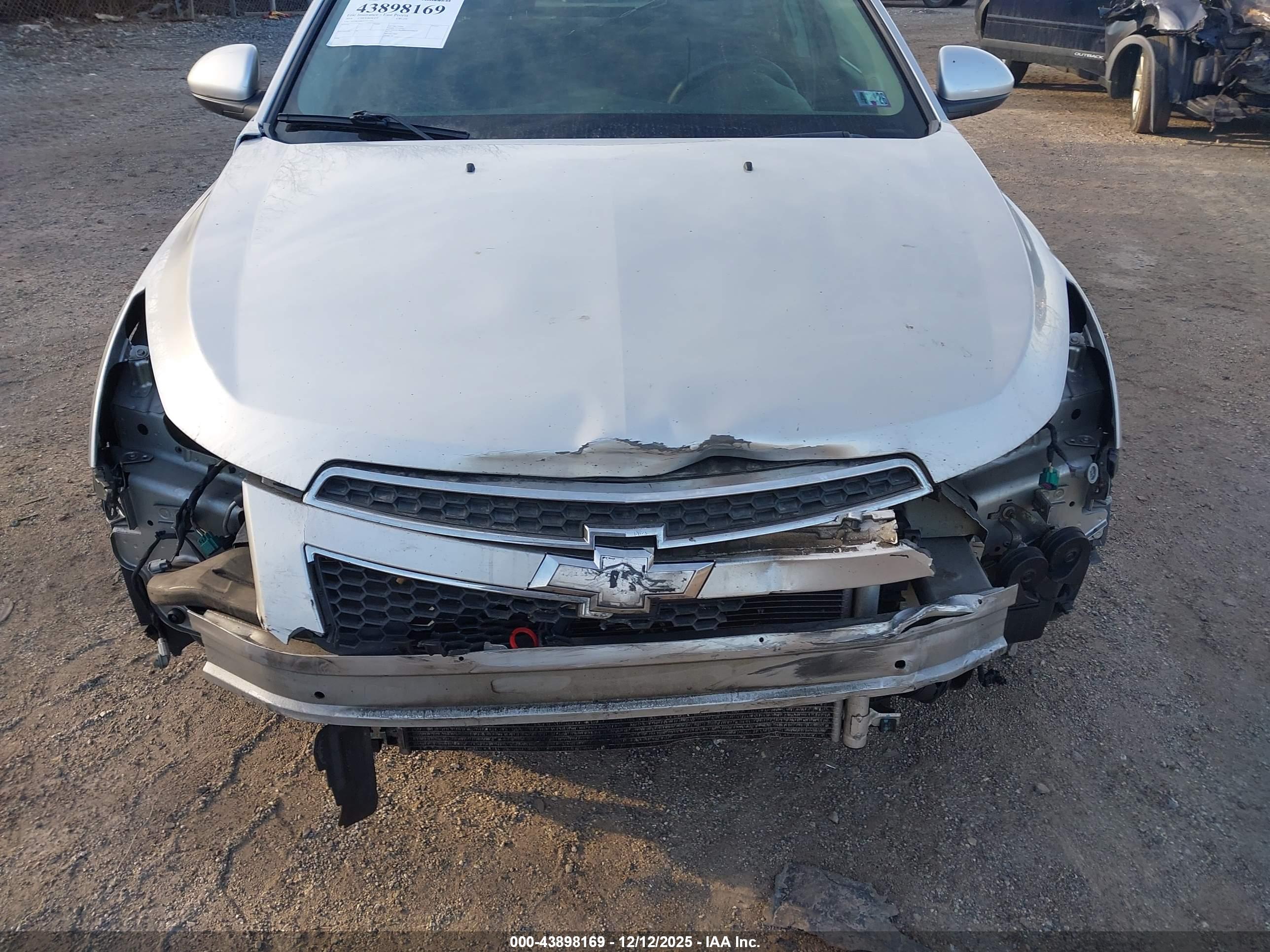 CHEVROLET CRUZE image 6