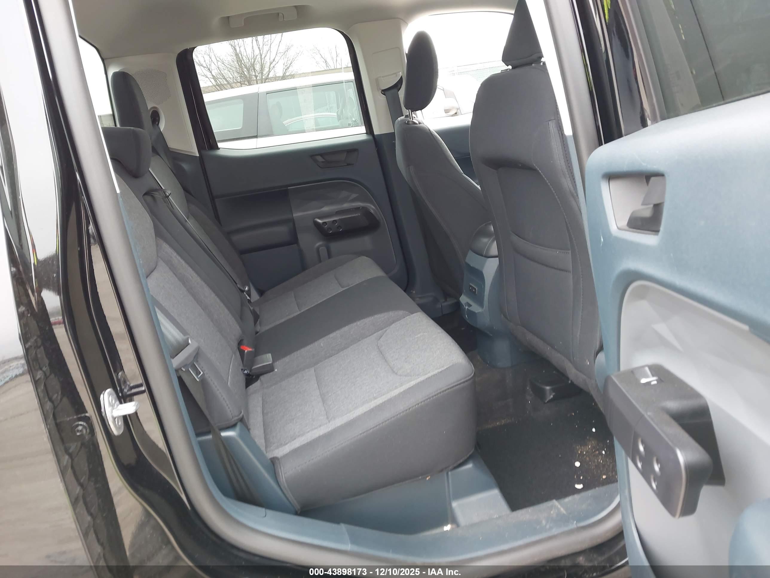 FORD MAVERICK image 8