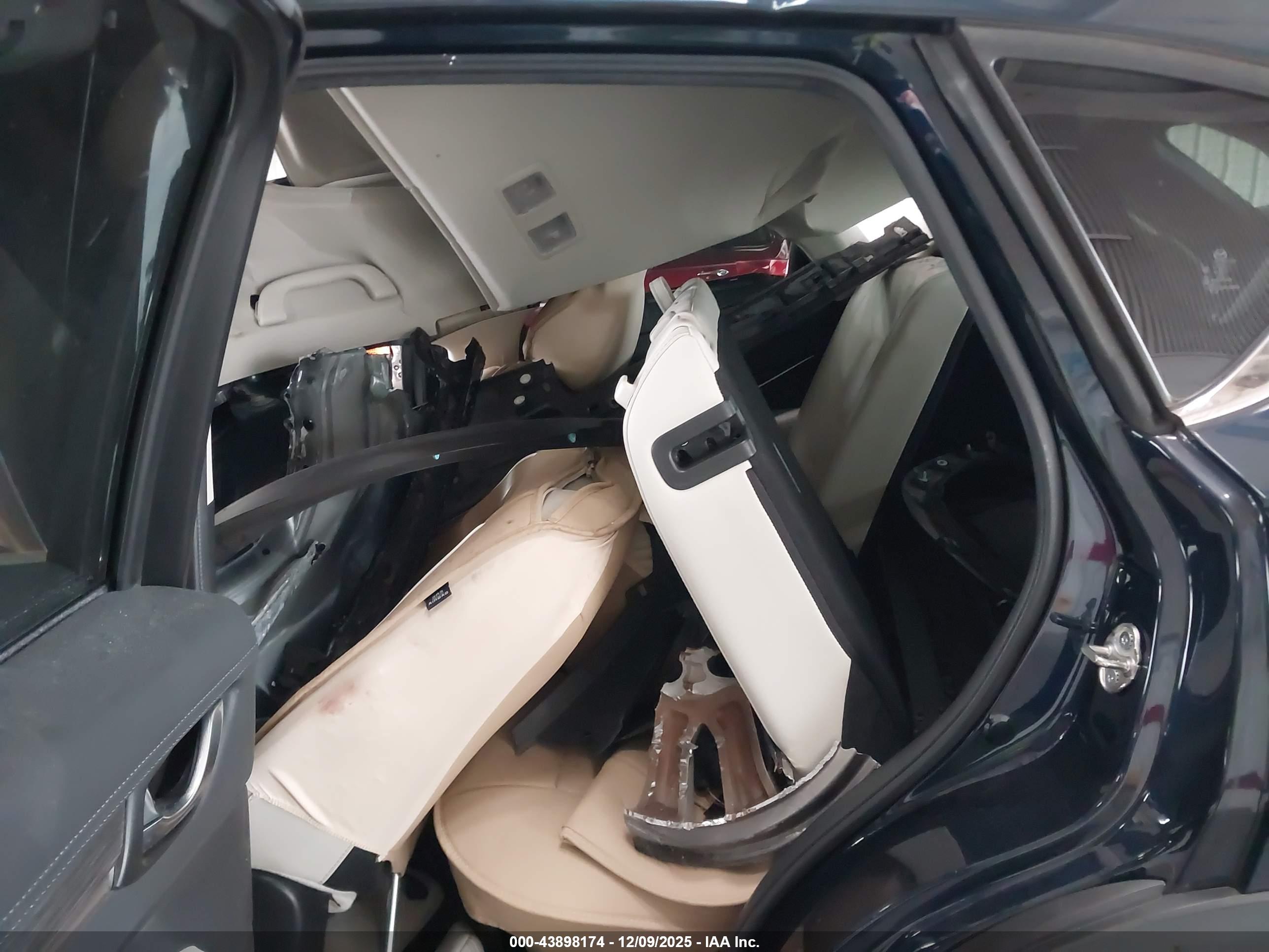 MAZDA CX-5 image 8