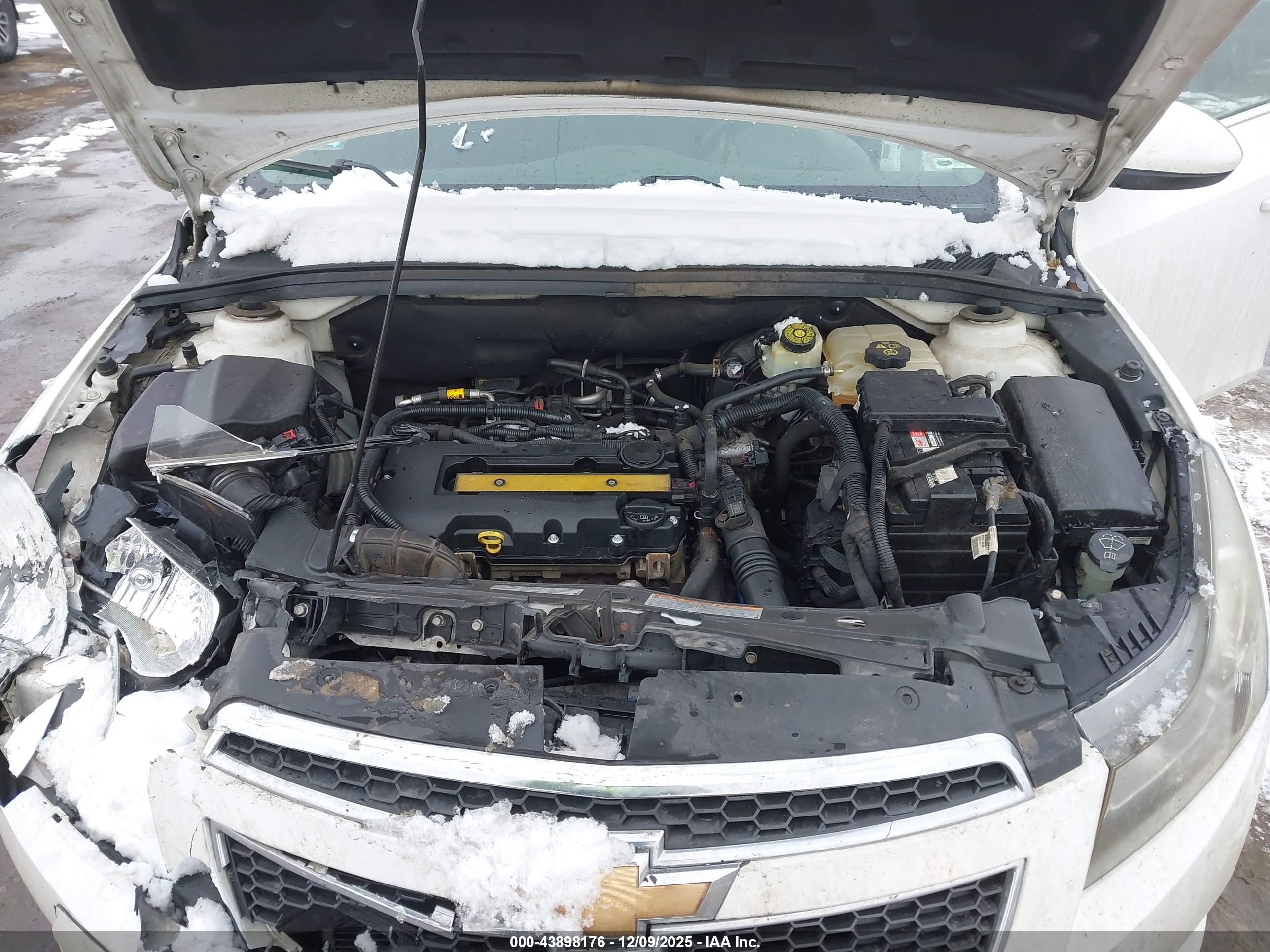 CHEVROLET CRUZE image 10