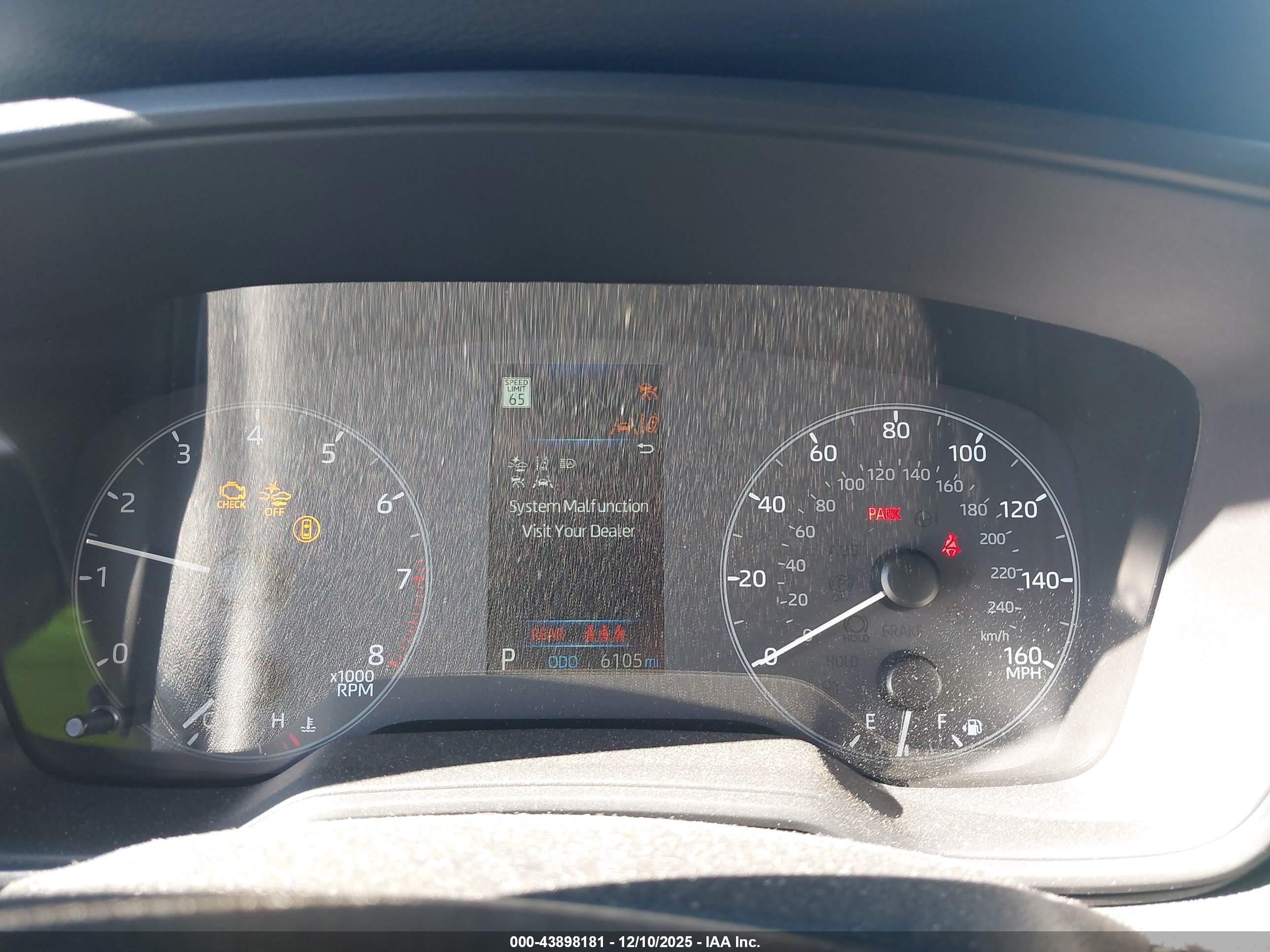 TOYOTA COROLLA image 7
