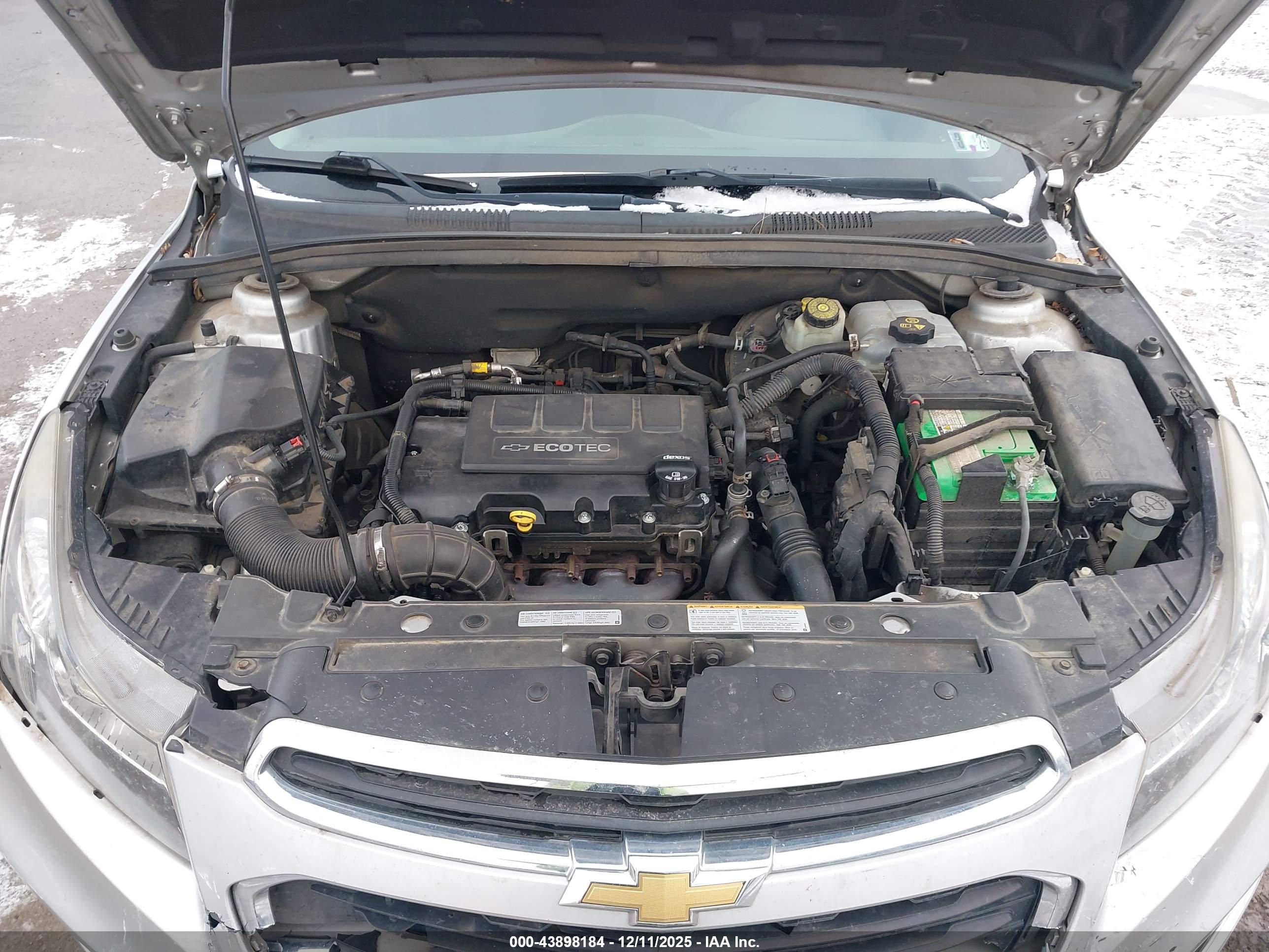 CHEVROLET CRUZE image 10