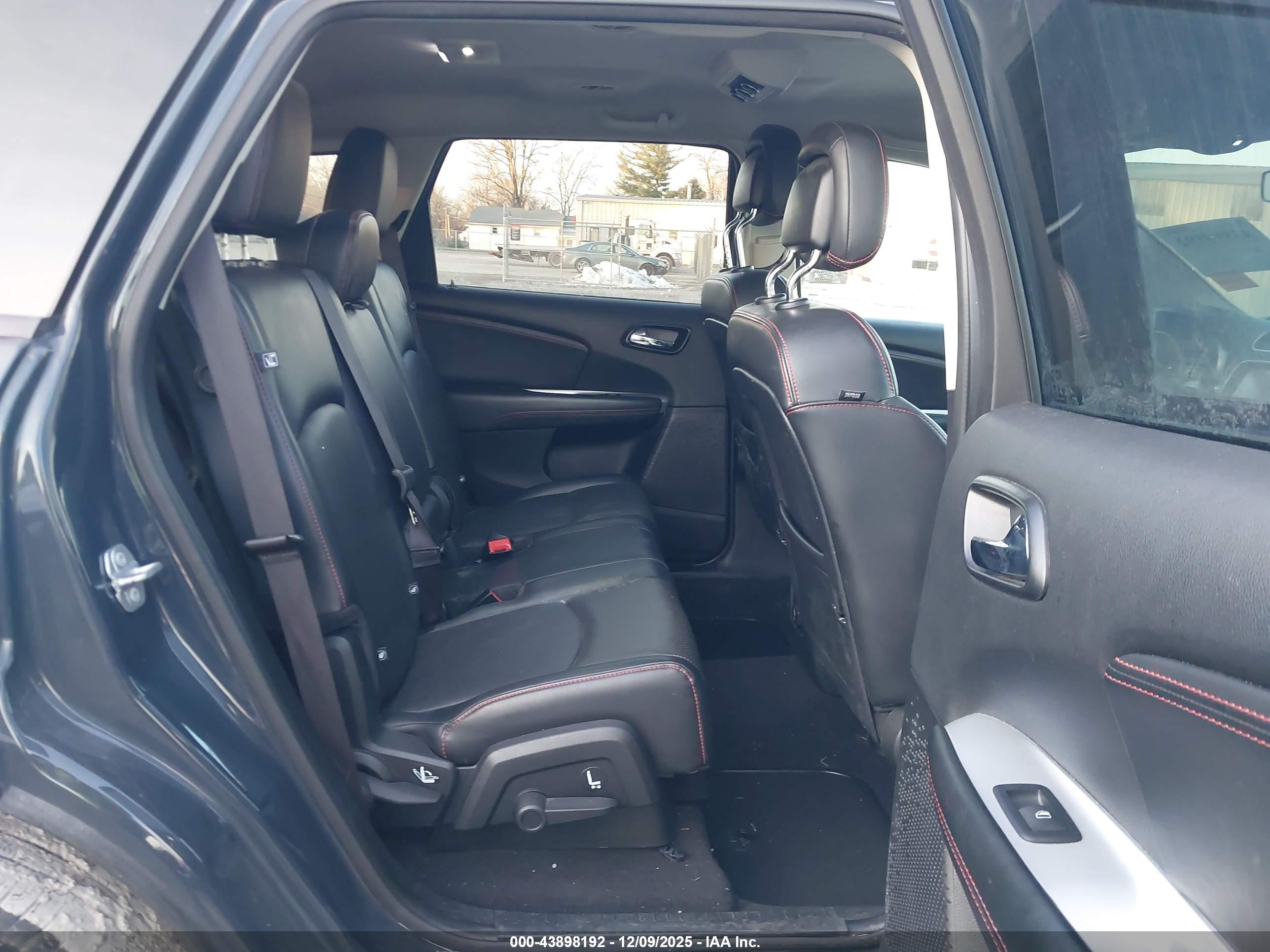DODGE JOURNEY image 8