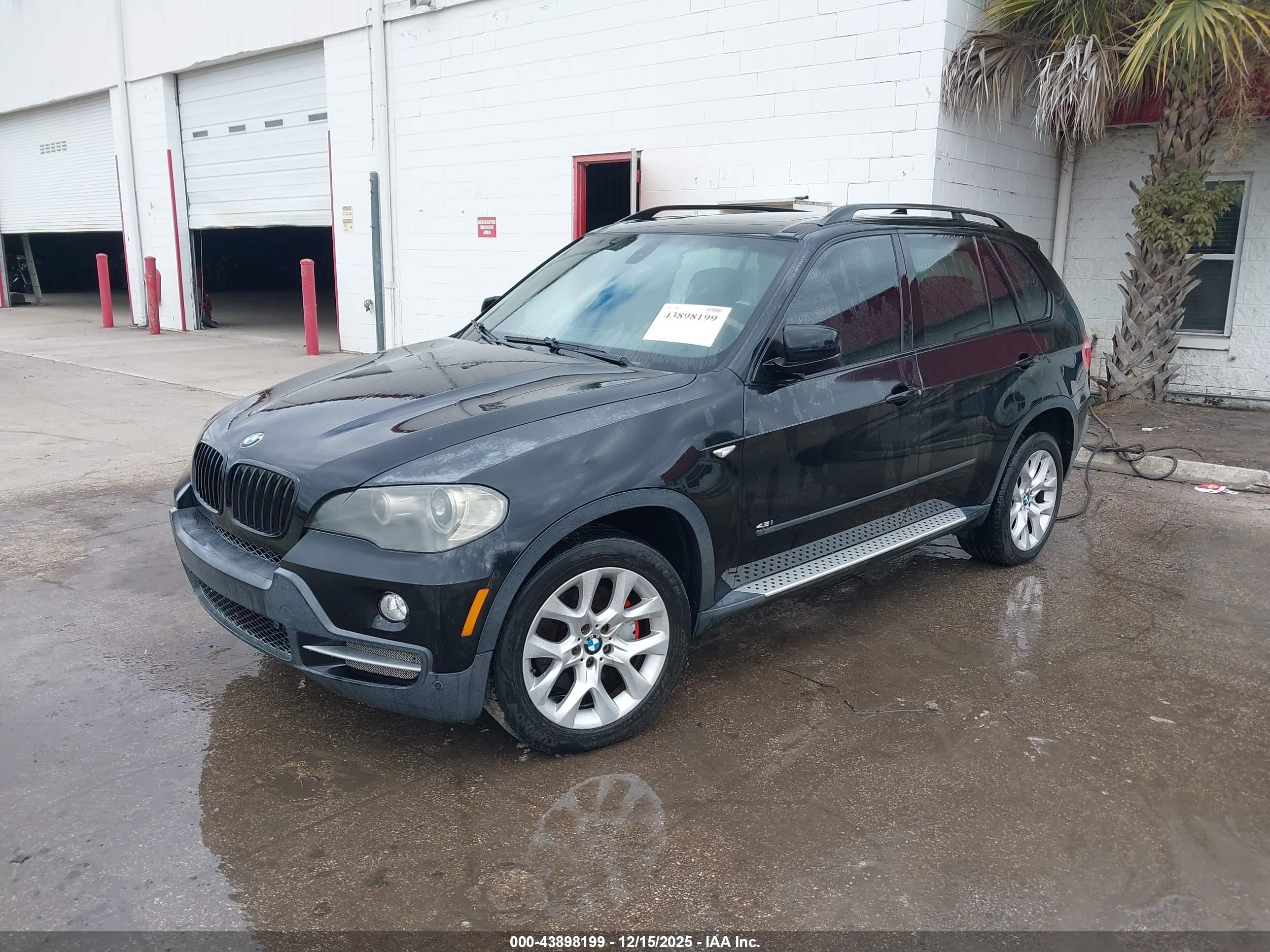 BMW X5 image 2