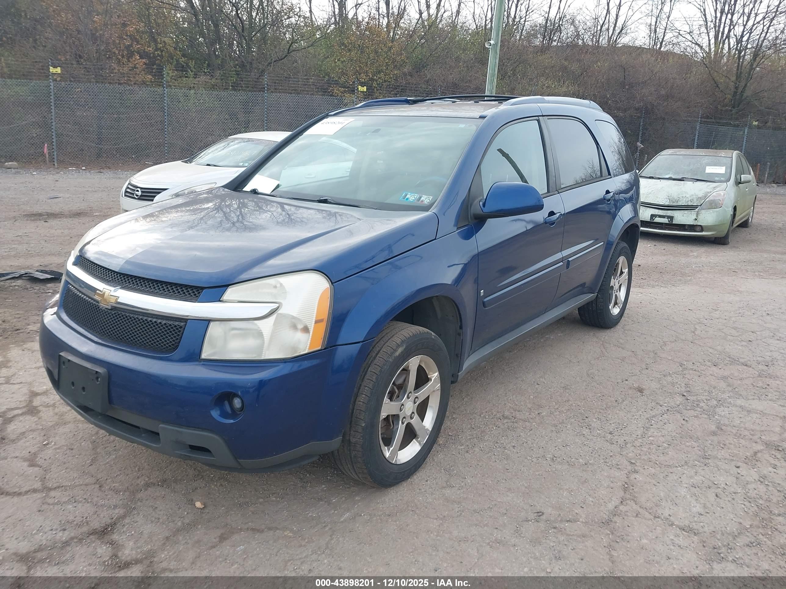 CHEVROLET EQUINOX image 2