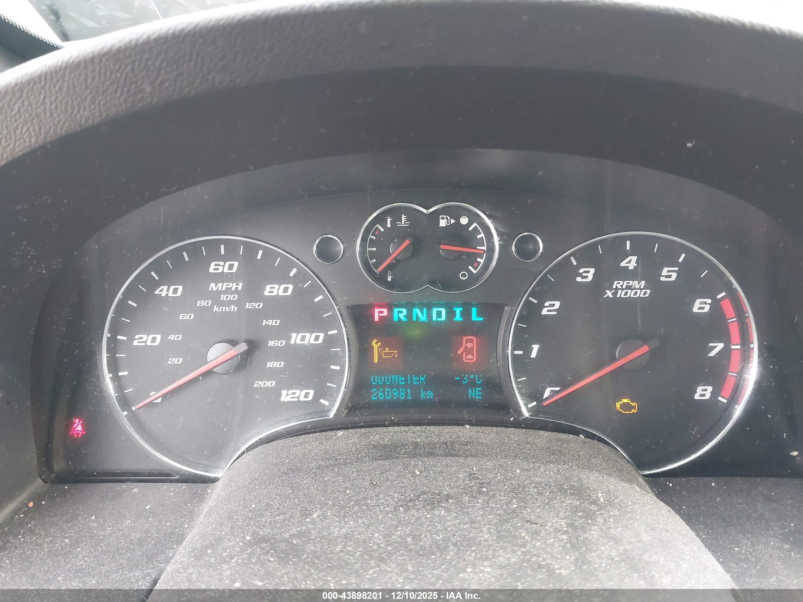 CHEVROLET EQUINOX image 7