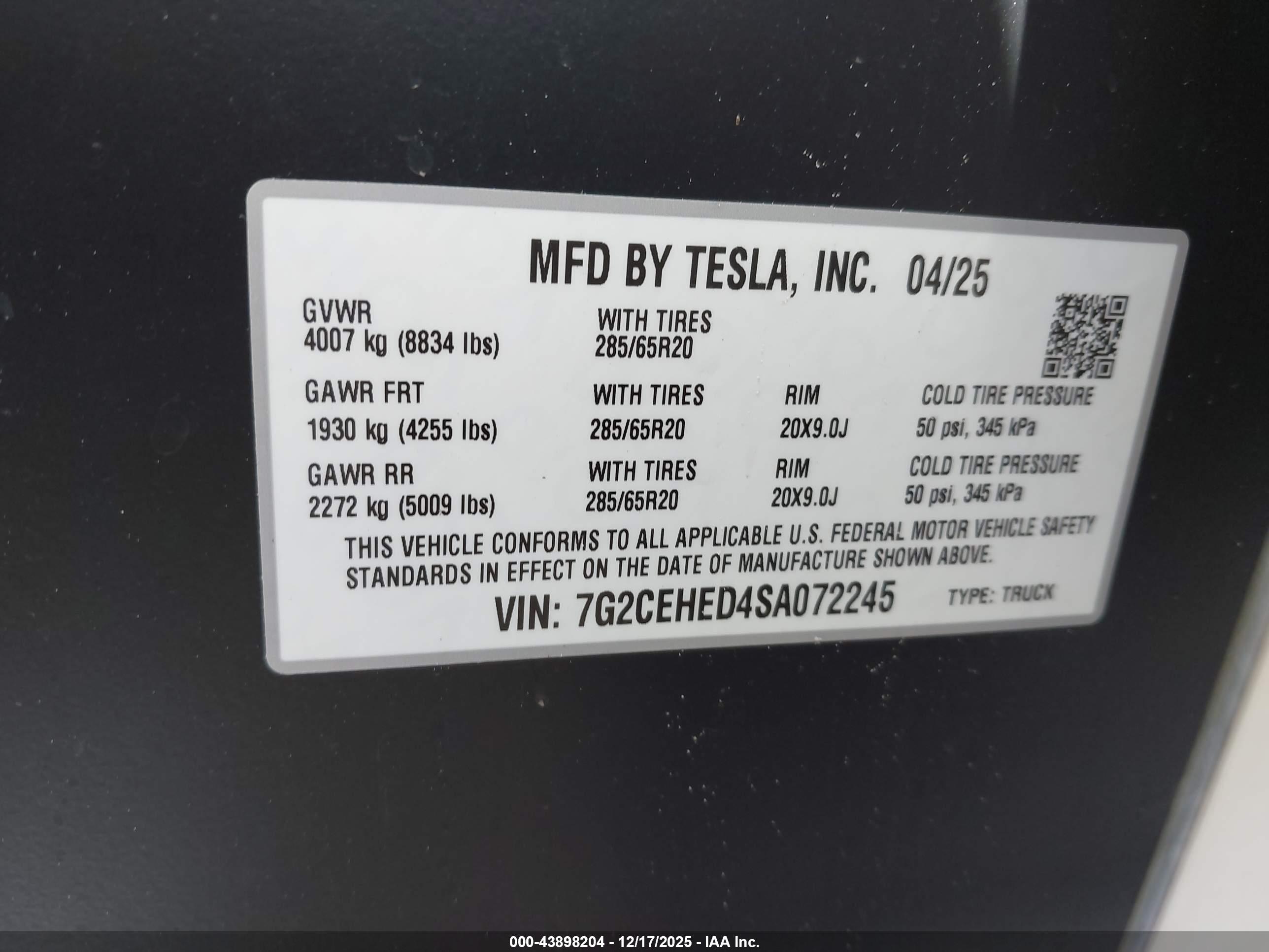 TESLA CYBERTRUCK image 9