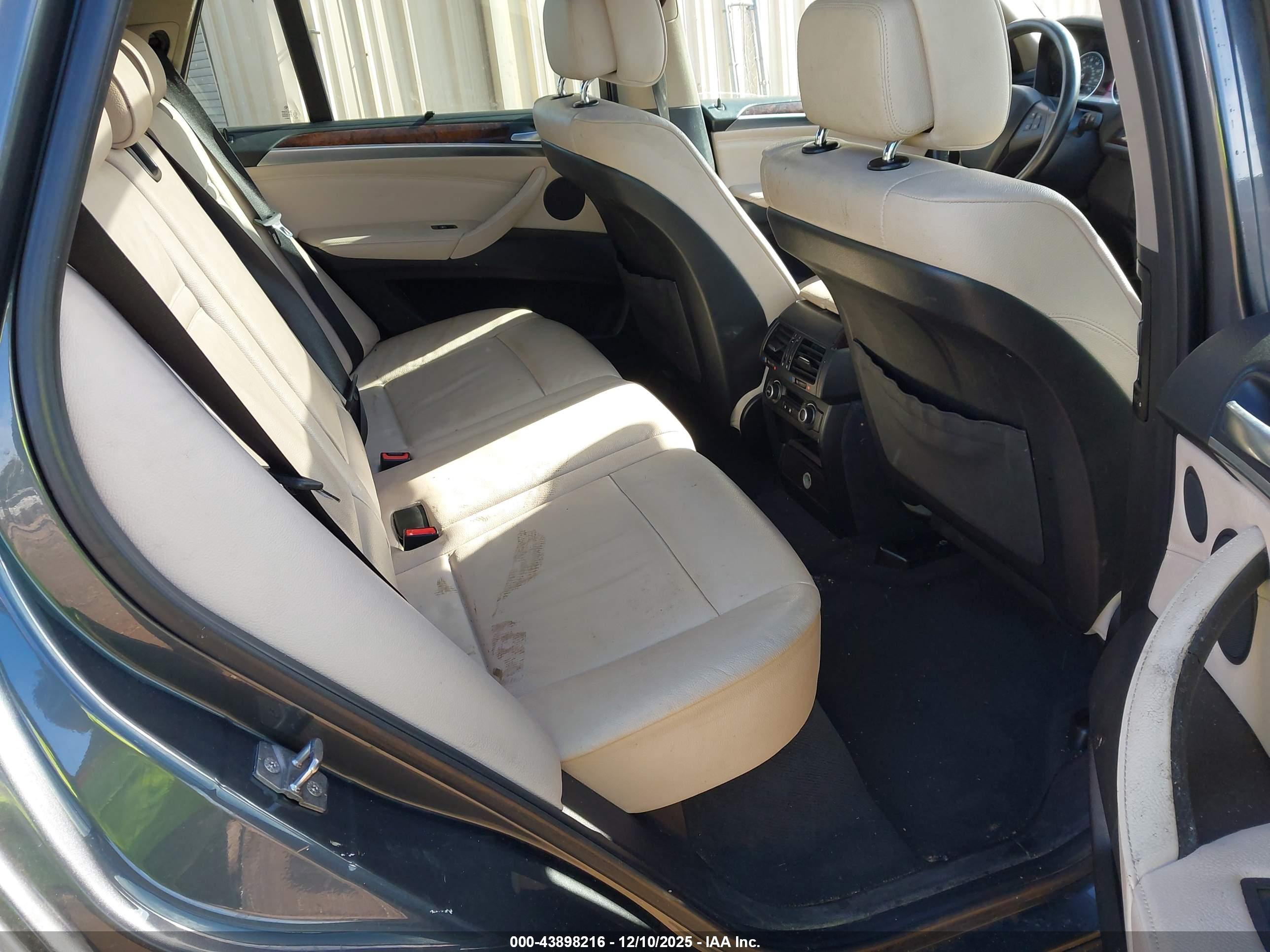 BMW X5 image 8