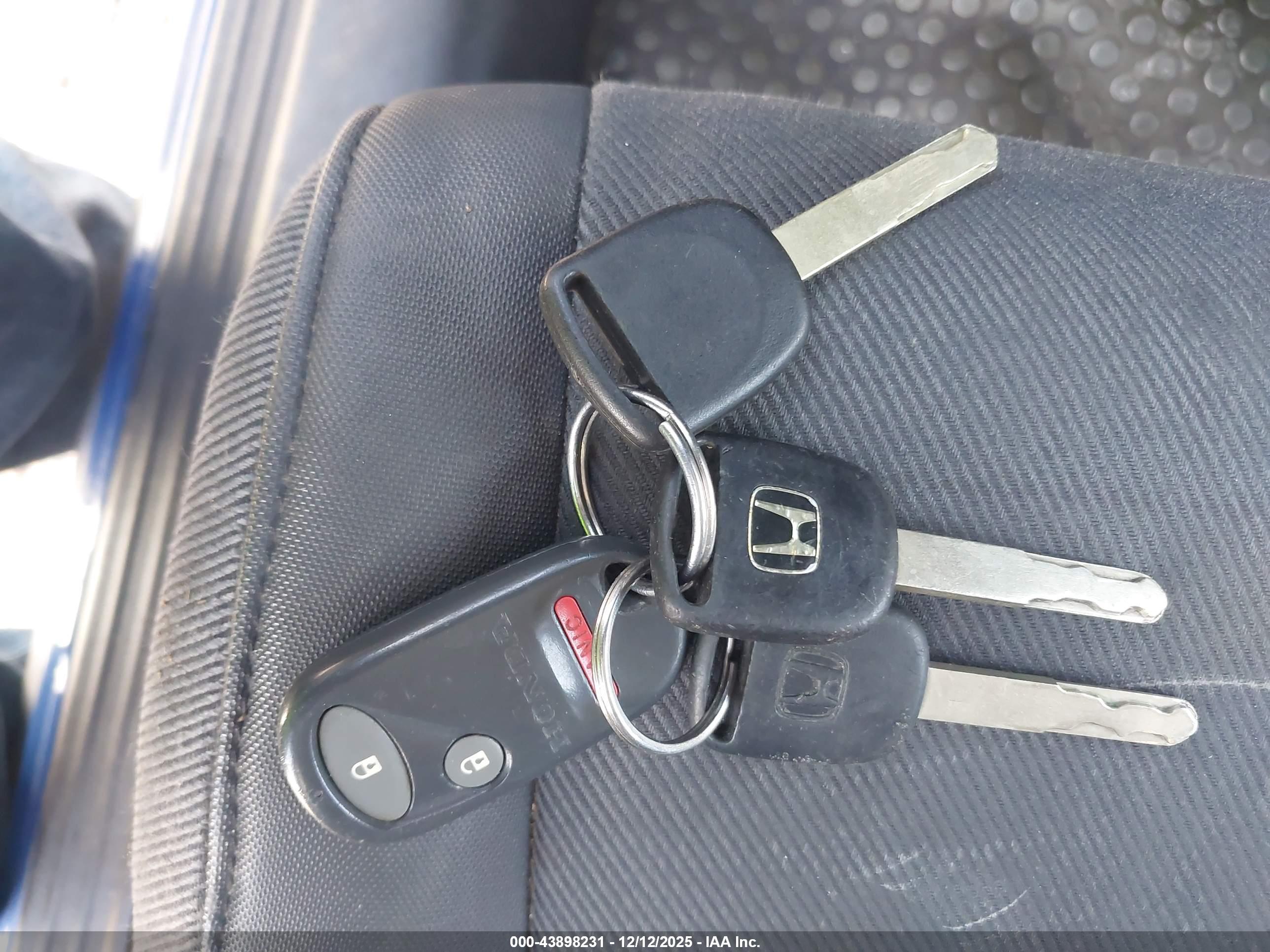 HONDA ELEMENT image 11