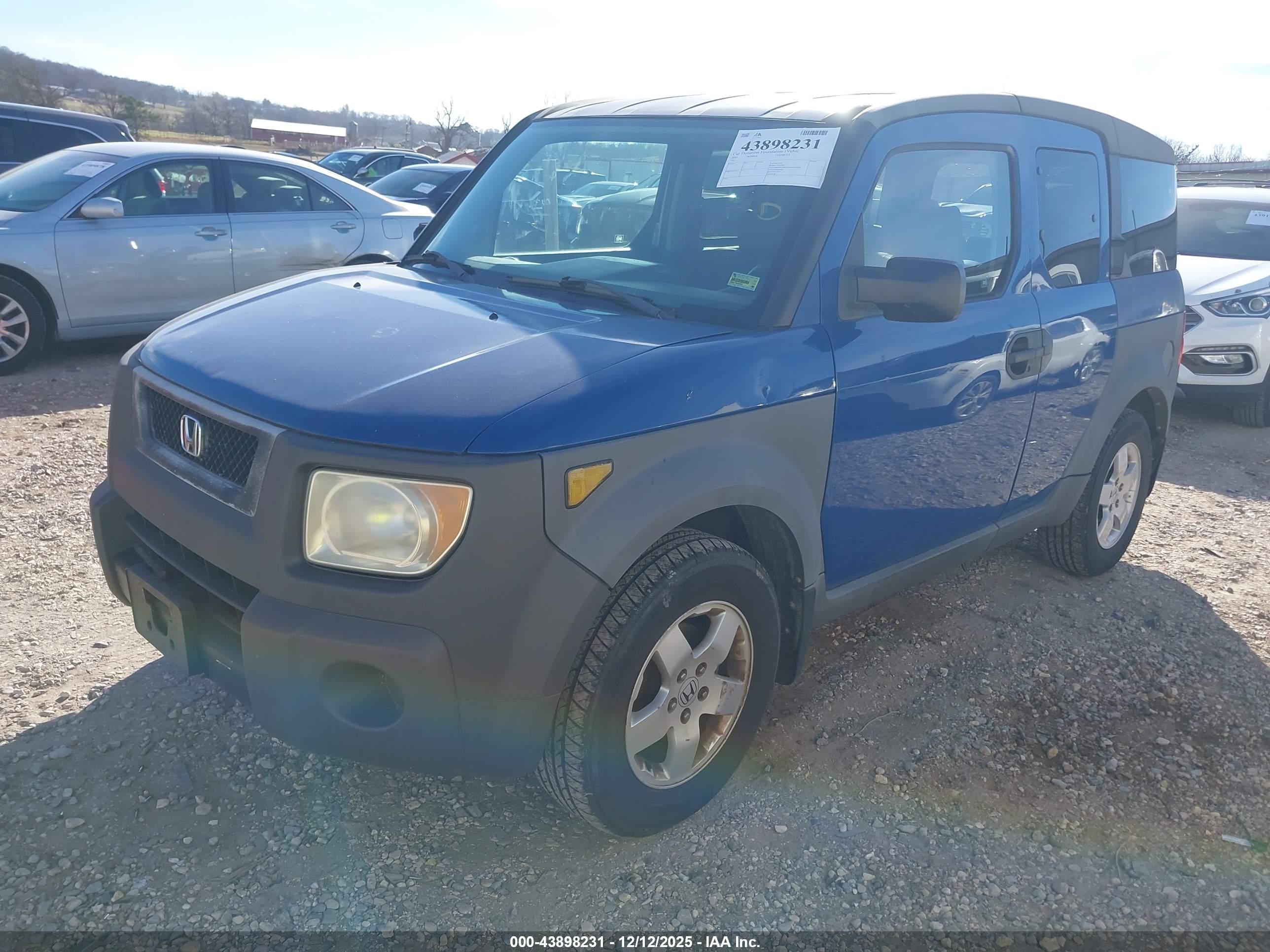 HONDA ELEMENT image 2