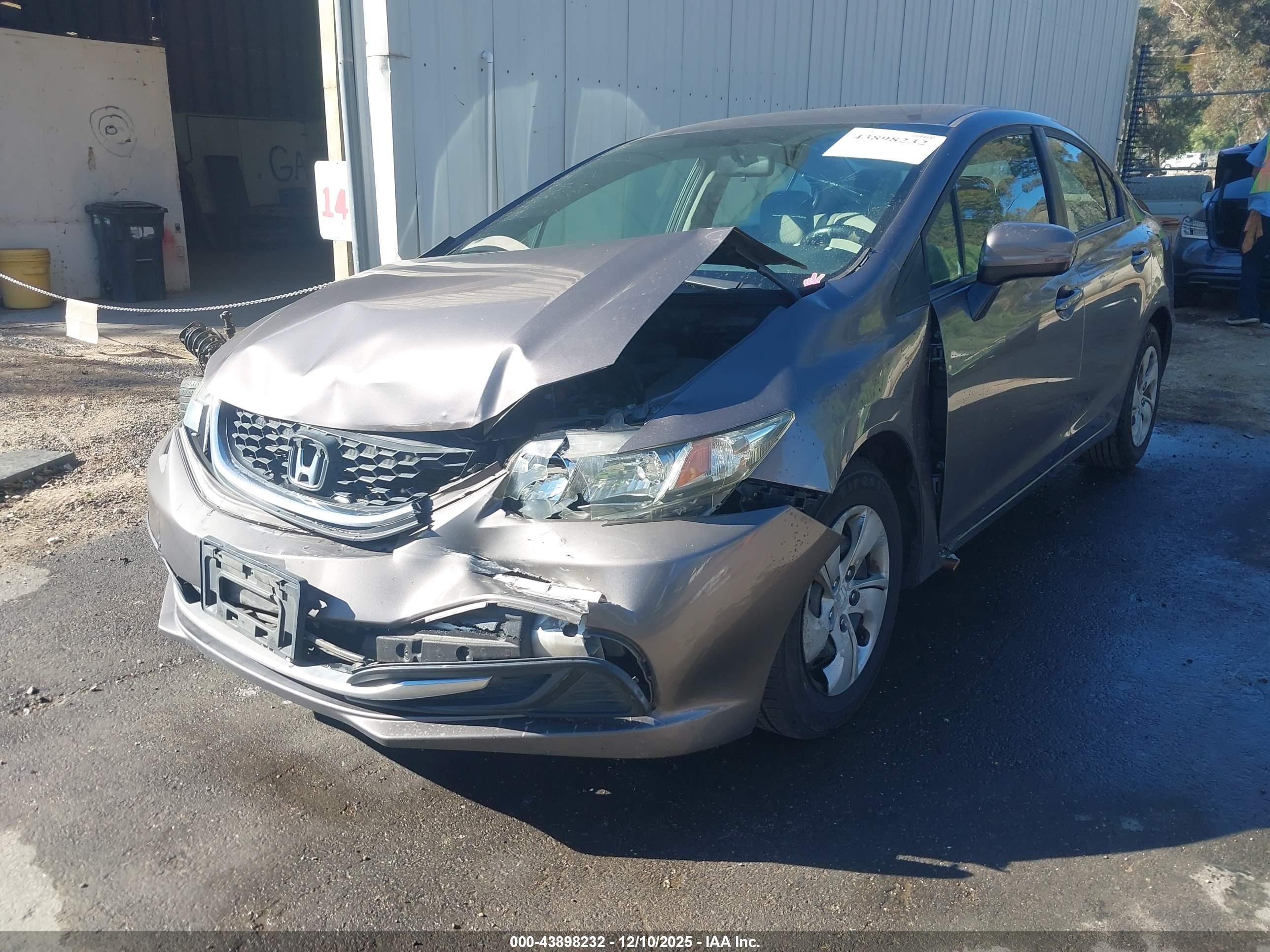 HONDA CIVIC image 2