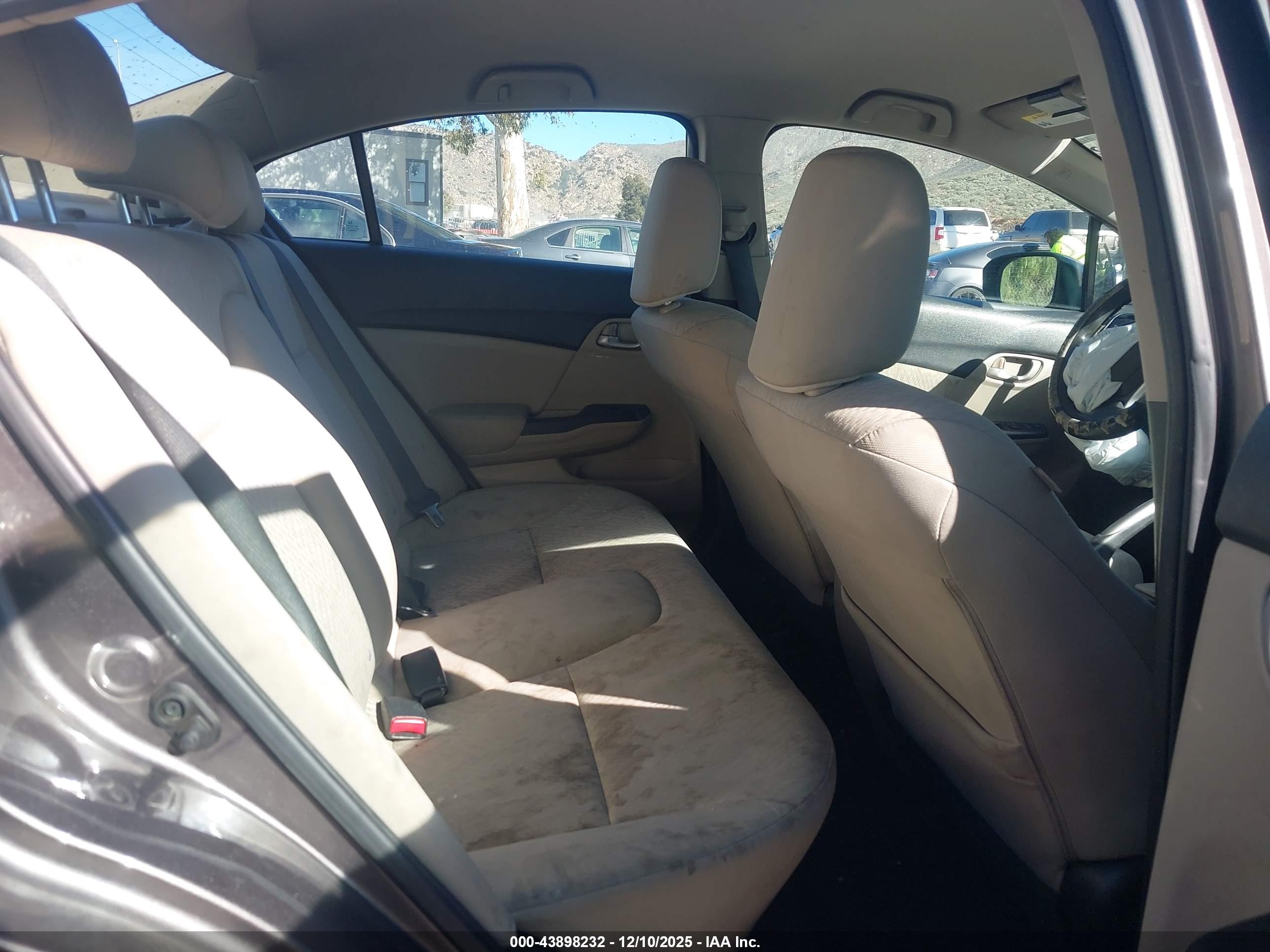 HONDA CIVIC image 8