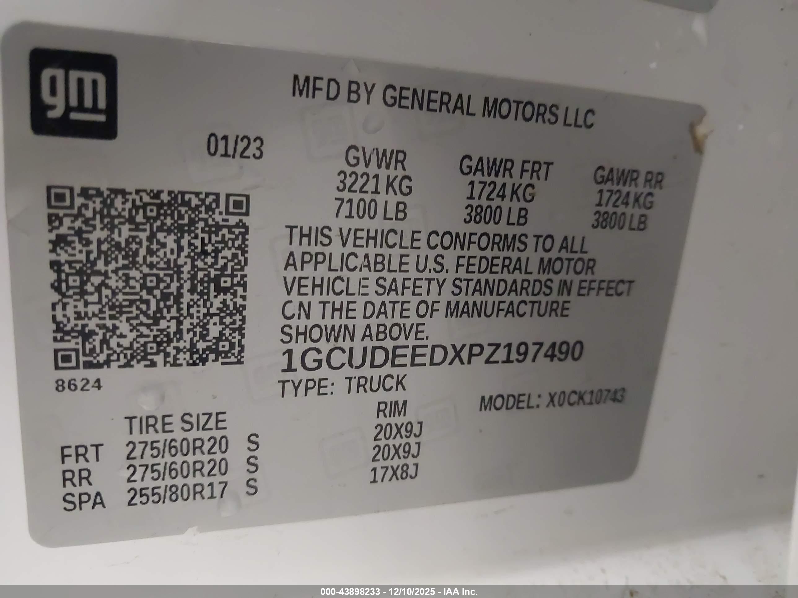 CHEVROLET SILVERADO image 9
