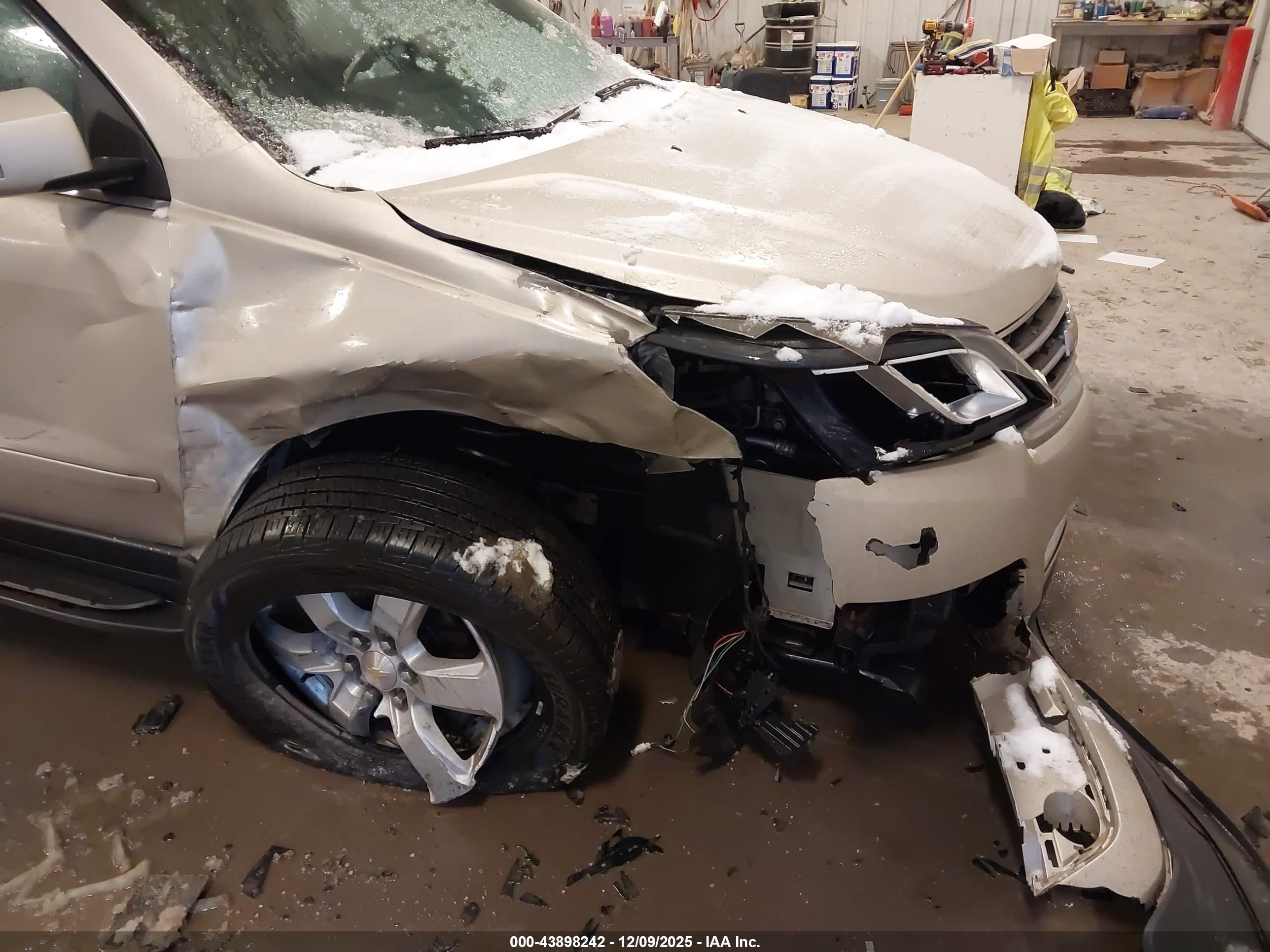 CHEVROLET TRAVERSE image 6