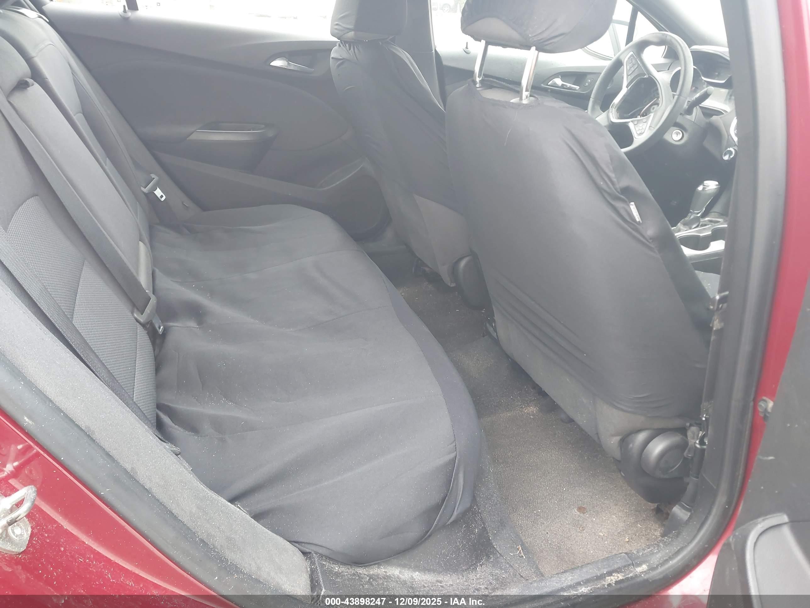 CHEVROLET CRUZE image 8