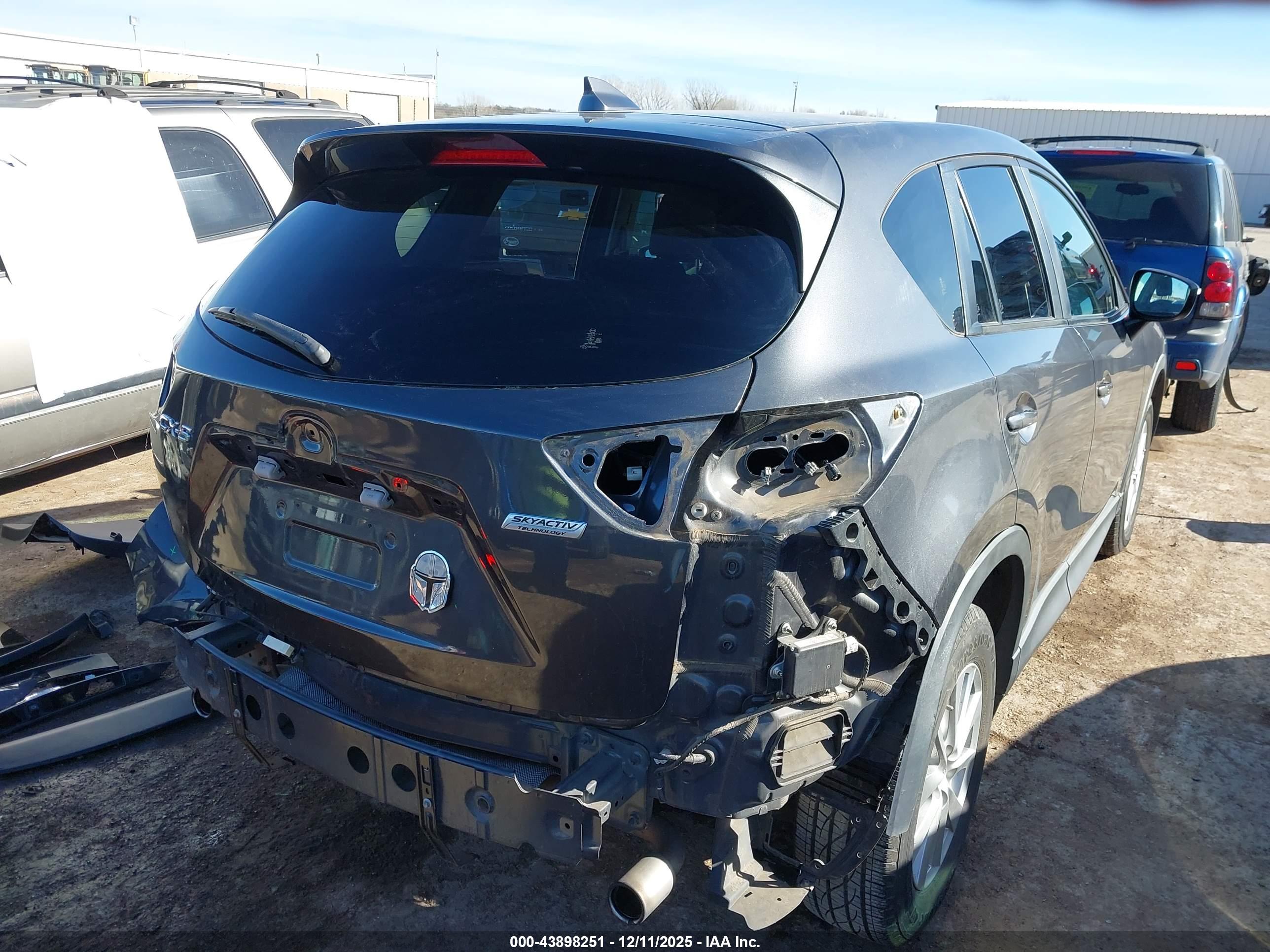 MAZDA CX-5 image 4