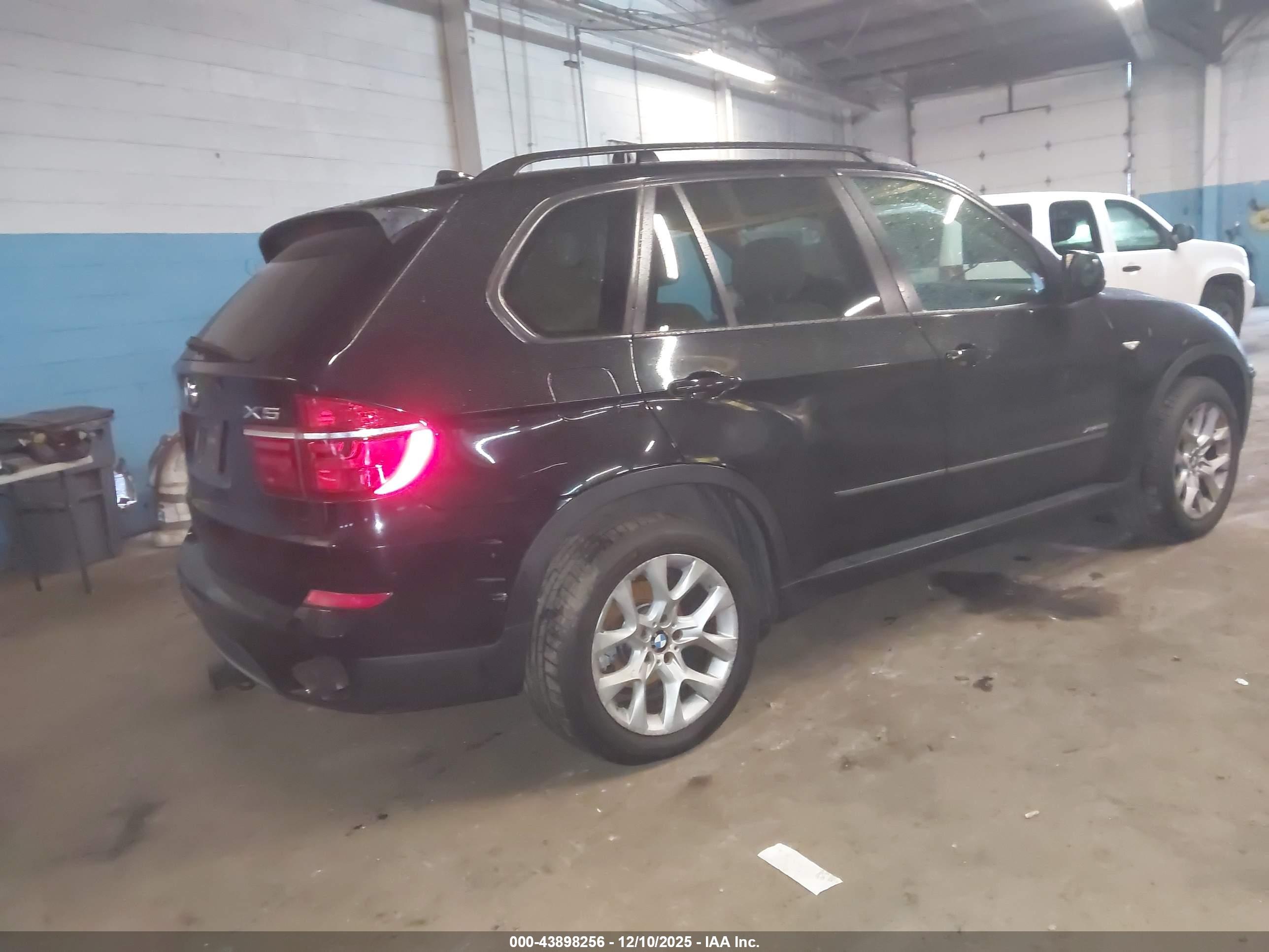 BMW X5 image 4