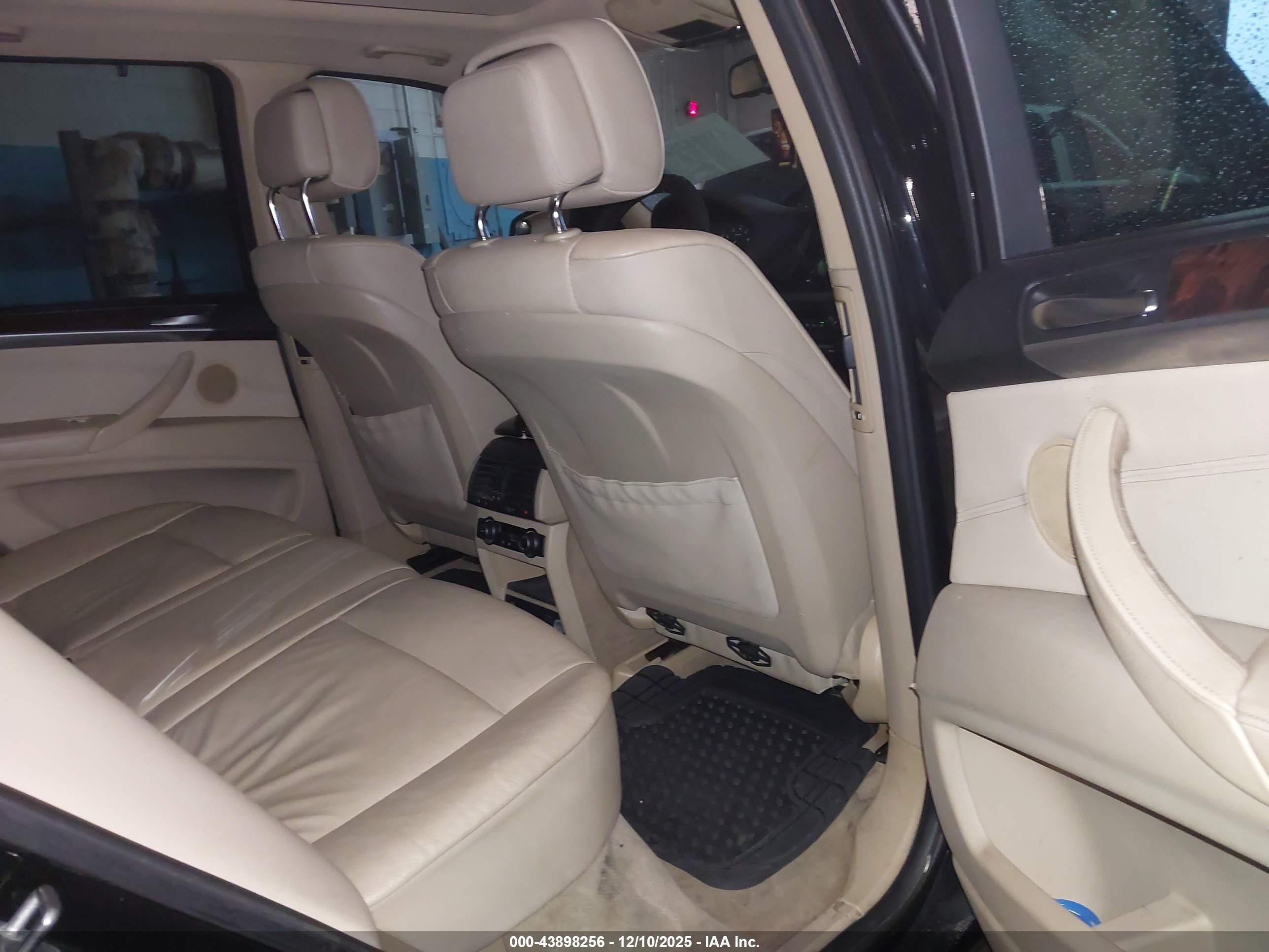 BMW X5 image 8