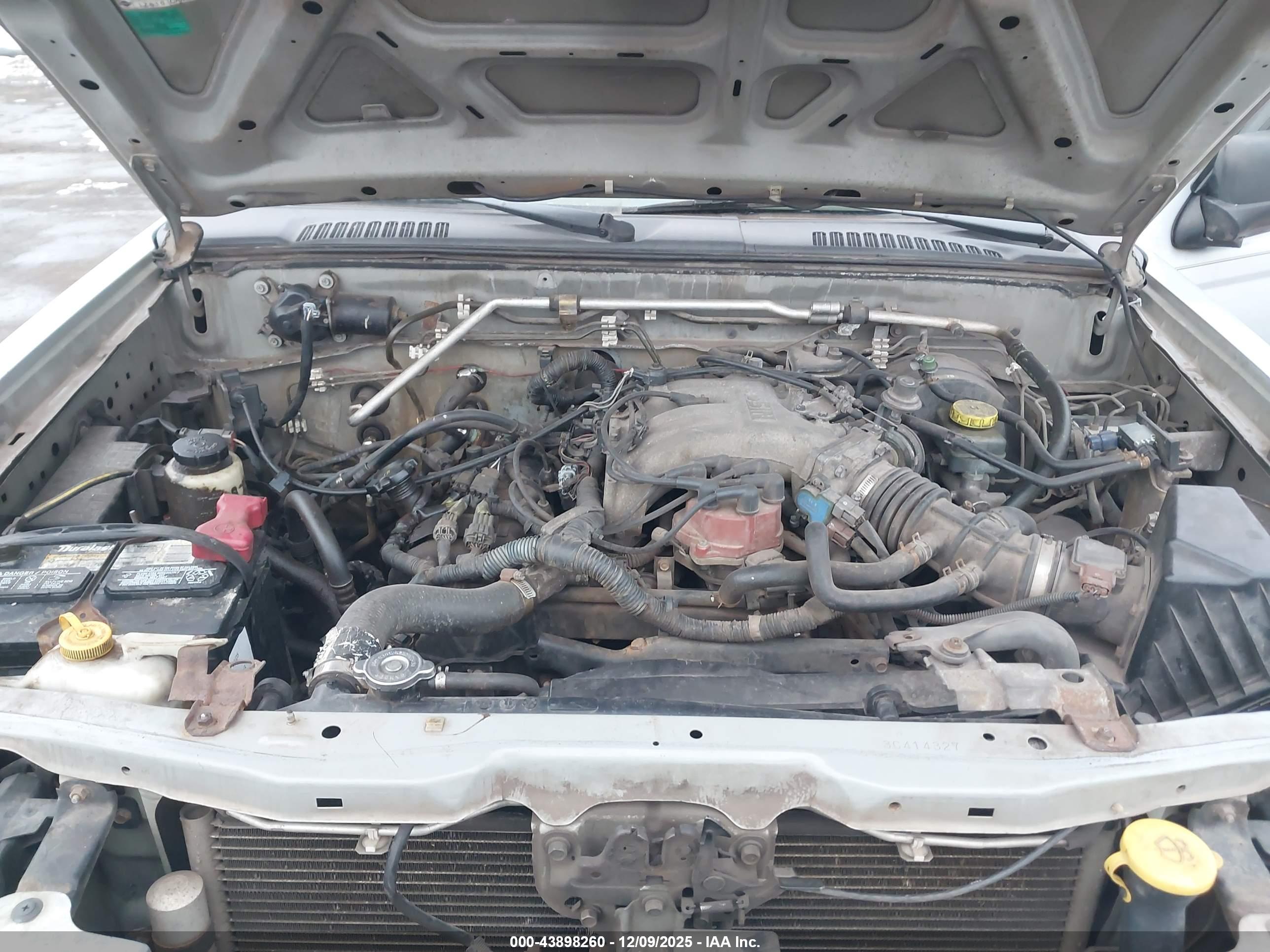 NISSAN FRONTIER image 10